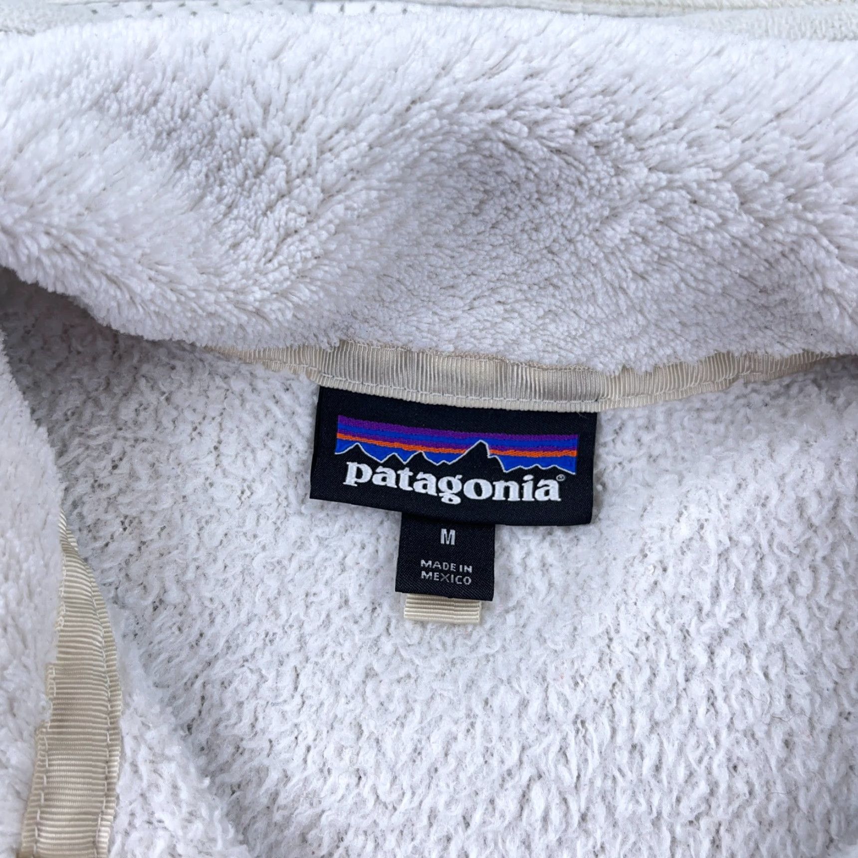 Patagonia Patagonia Sweater Women M White Pullover Fleece Pocket Snap Mock Neck Raglan Sleeve Pullover - Mens Womens Girls Boys Size M / US 6-8 / IT 42-44 - 4 Thumbnail