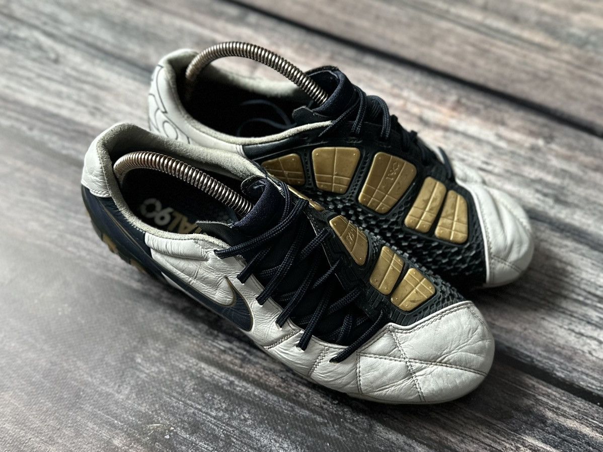 Nike 2009 NIKE TOTAL 90 LASER III K-FG SOCCER BOOTS CLEATS US 8.5 Size US 8.5 / EU 41-42 - 4 Thumbnail