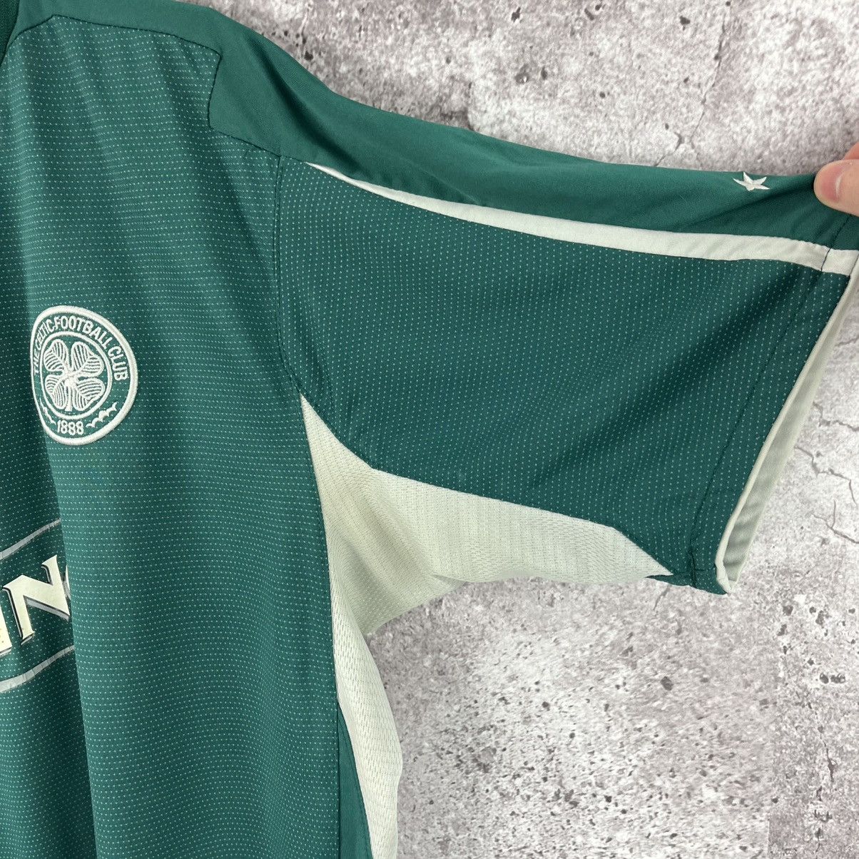 Other Umbro Celtic 2004/2005 Away Soccer Jersey Size XL Size US XL / EU 56 / 4 - 5 Thumbnail