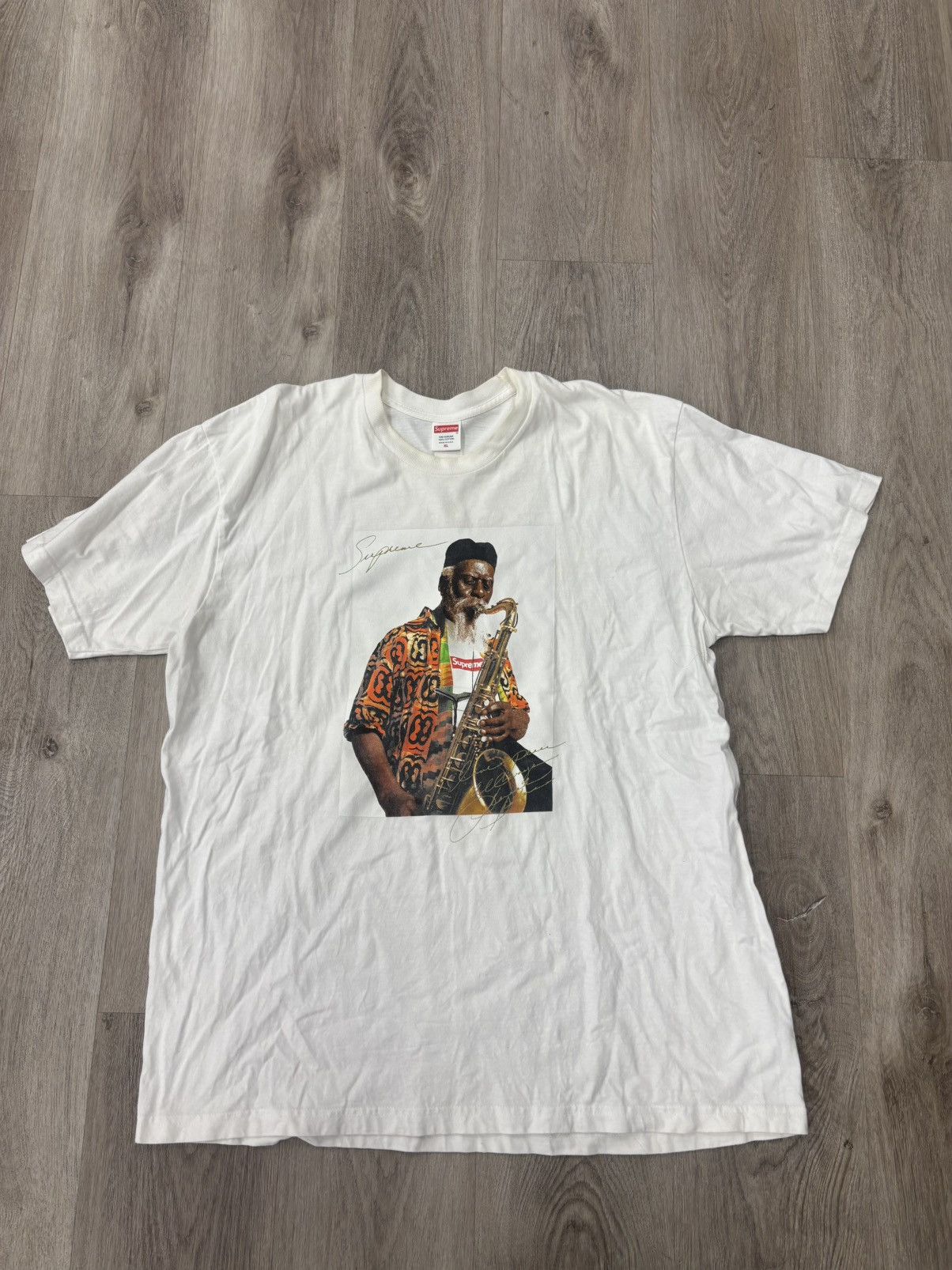 Supreme Supreme Pharaoh Sanders Tee White Size XL Size US XL / EU 56 / 4 - 1 Thumbnail