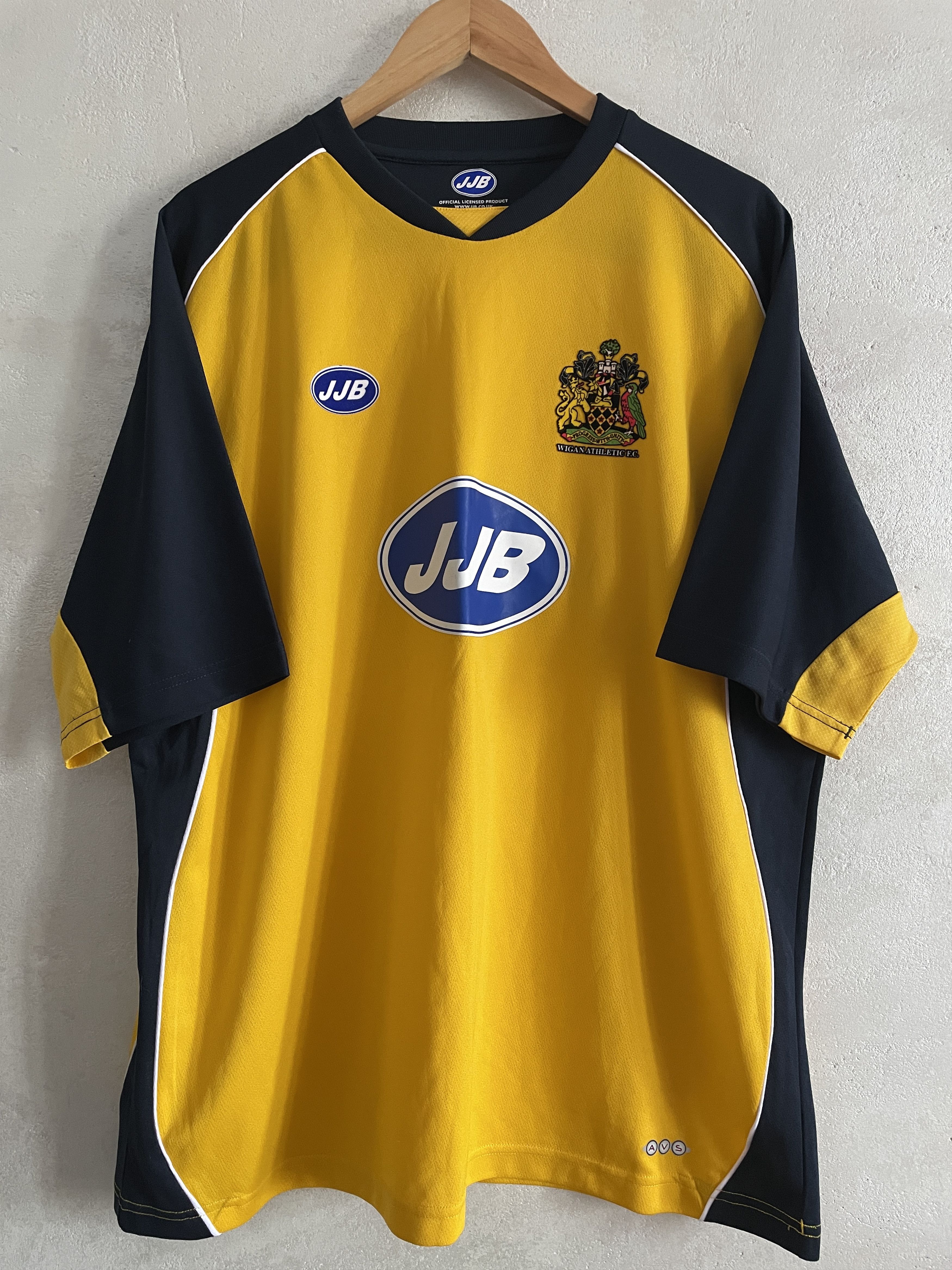 Other Wigan Athletic Away Shirt 2003 2004 Soccer Jersey Vintage Size US XL / EU 56 / 4 - 1 Thumbnail