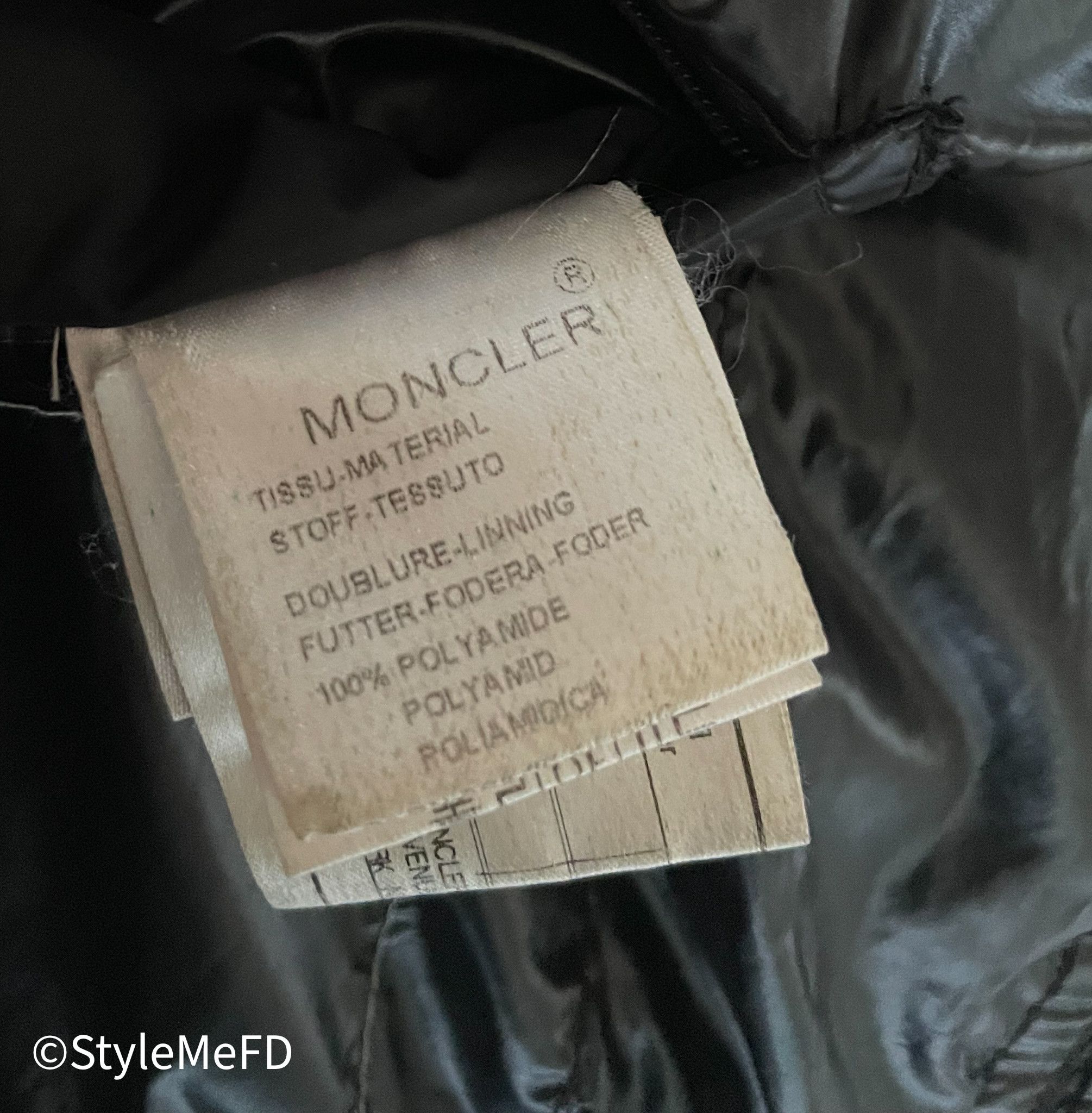 Moncler MONCLER BLACK 'MAYA' HOODED SHORT DOWN JACKET Size US L / EU 52-54 / 3 - 15 Thumbnail