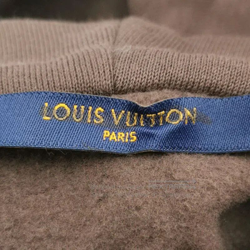 Louis Vuitton Louis Vuitton Cotton Graphic Hoodie in Brown. Size US S / EU 44-46 / 1 - 5 Thumbnail