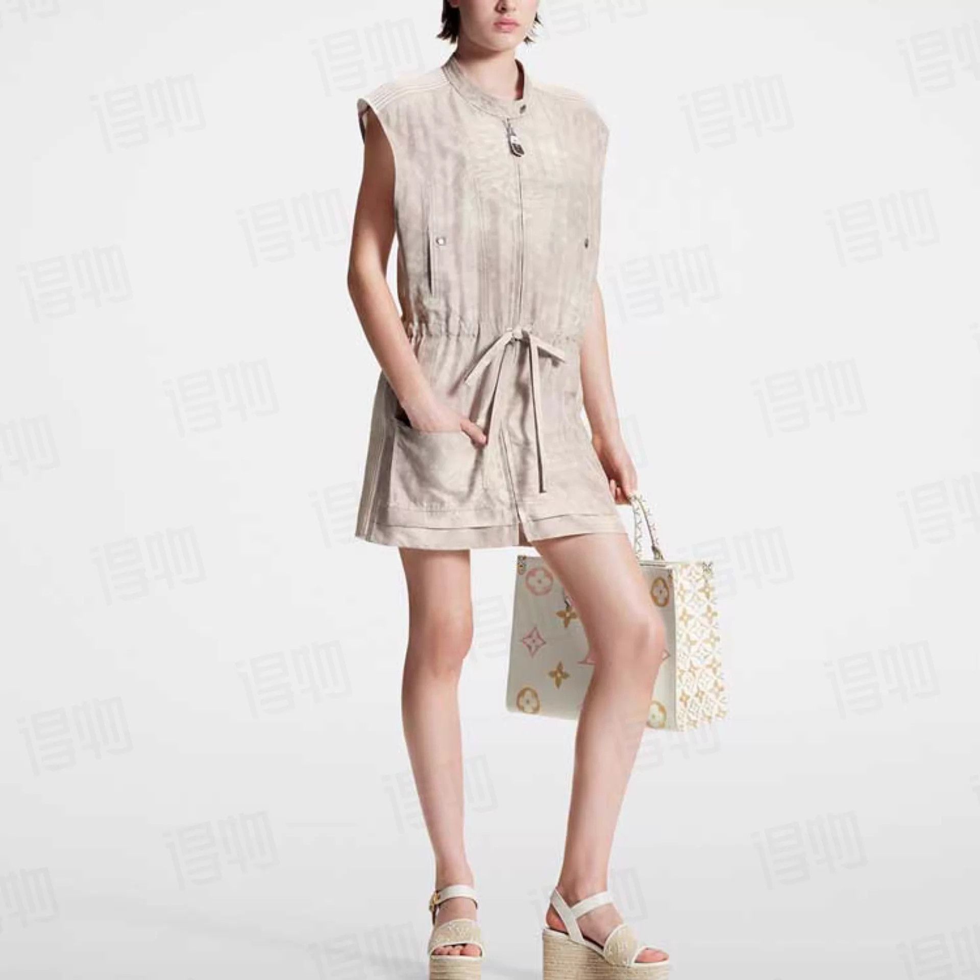 Louis Vuitton LV Women's Tropical Print Sleeveless Roundneck Dress 32 Size XXS / US 00 / IT 34 - 7 Thumbnail