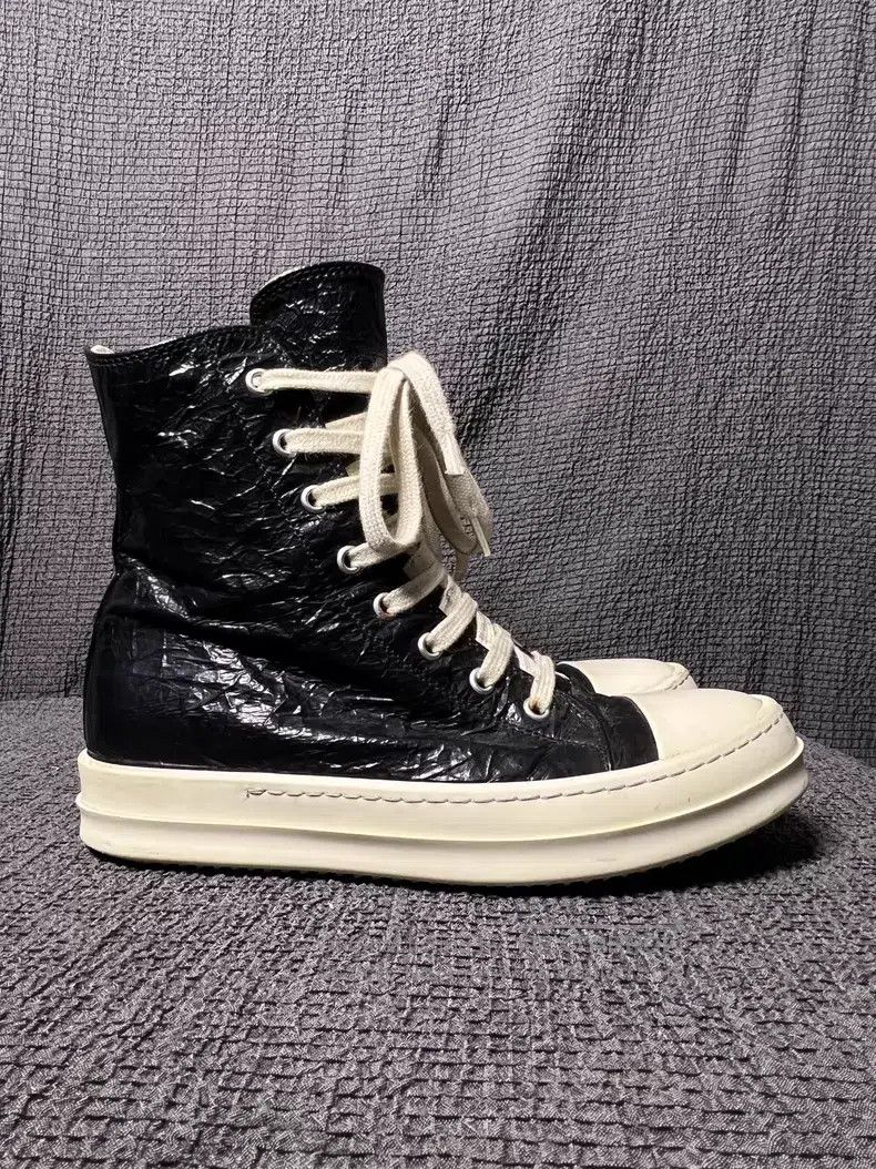 Rick Owens Rick Owens 25SS paper foil multi-hole high-top sneaker wit Size US 13 / EU 46 - 5 Thumbnail