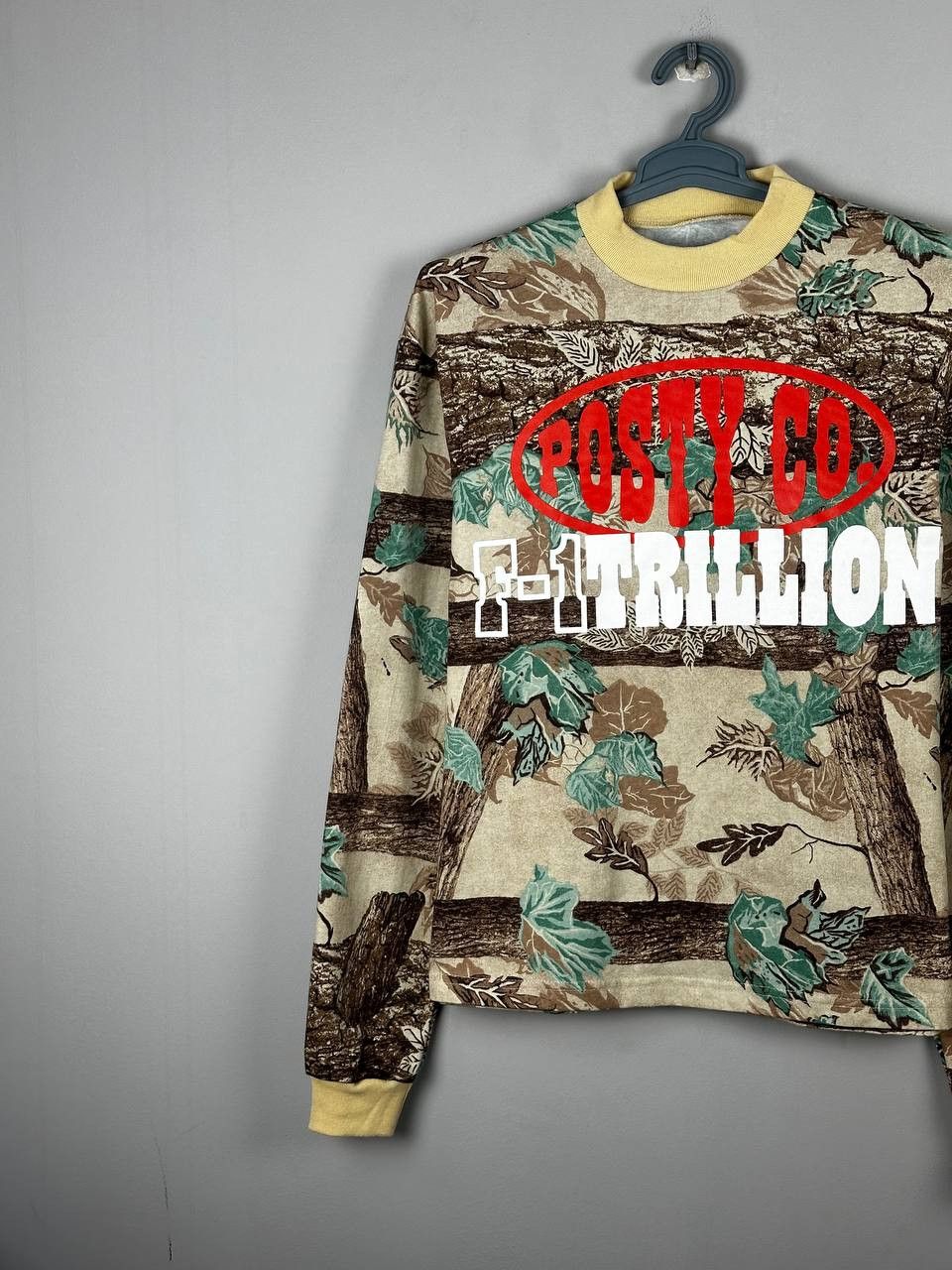 Band Tees Posty Co F1 Trillion Camo Long Sleeve Post Malone T Shirt Size US S / EU 44-46 / 1 - 2 Thumbnail