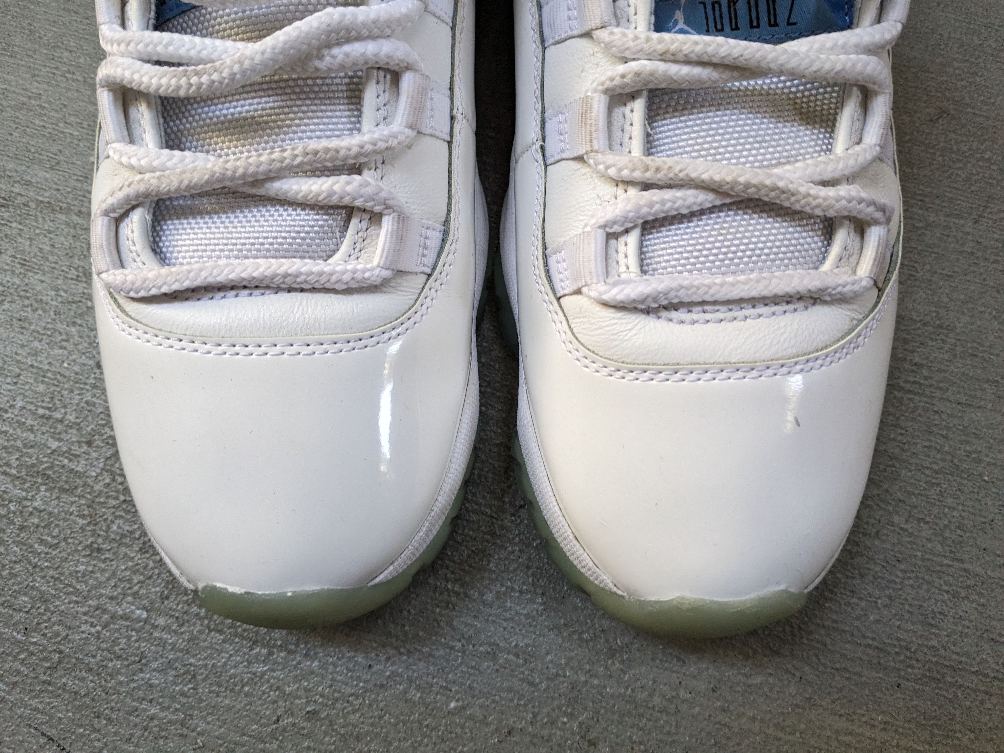 Jordan Brand × Nike Nike Air Jordan 11 Retro Legend Blue Low White AV2187-117 Size US 9.5 / EU 42-43 - 6 Thumbnail