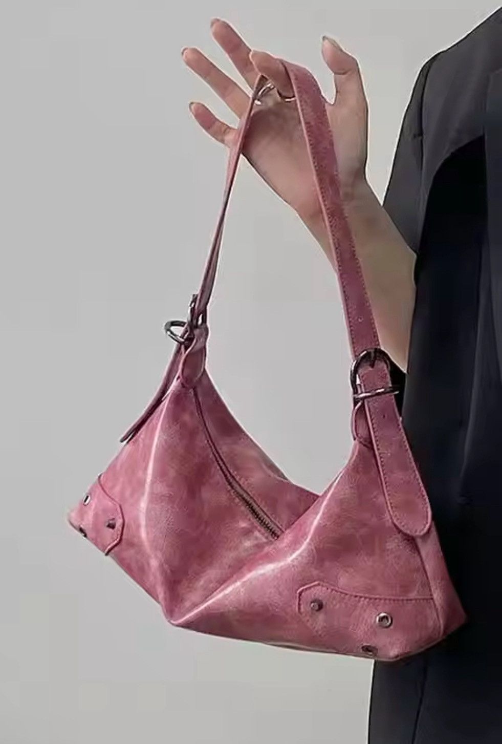 Vintage Retro Style PU Leather Small Shoulder Bag y2k unisex Size ONE SIZE - 4 Thumbnail