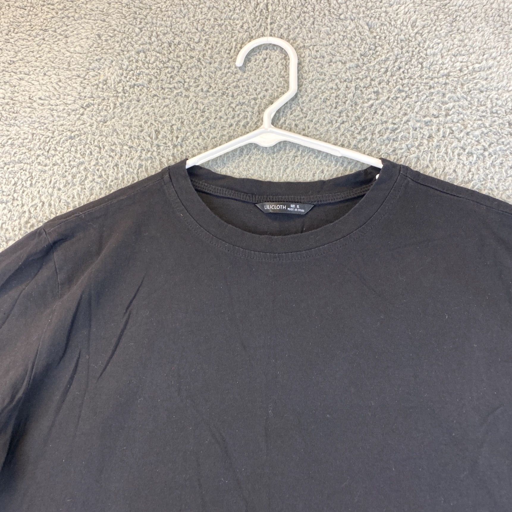 Vintage Lilicloth Women Top XL Black Graphic Shirt ∕ 70-29 Size XL / US 12-14 / IT 48-50 - 2 Thumbnail
