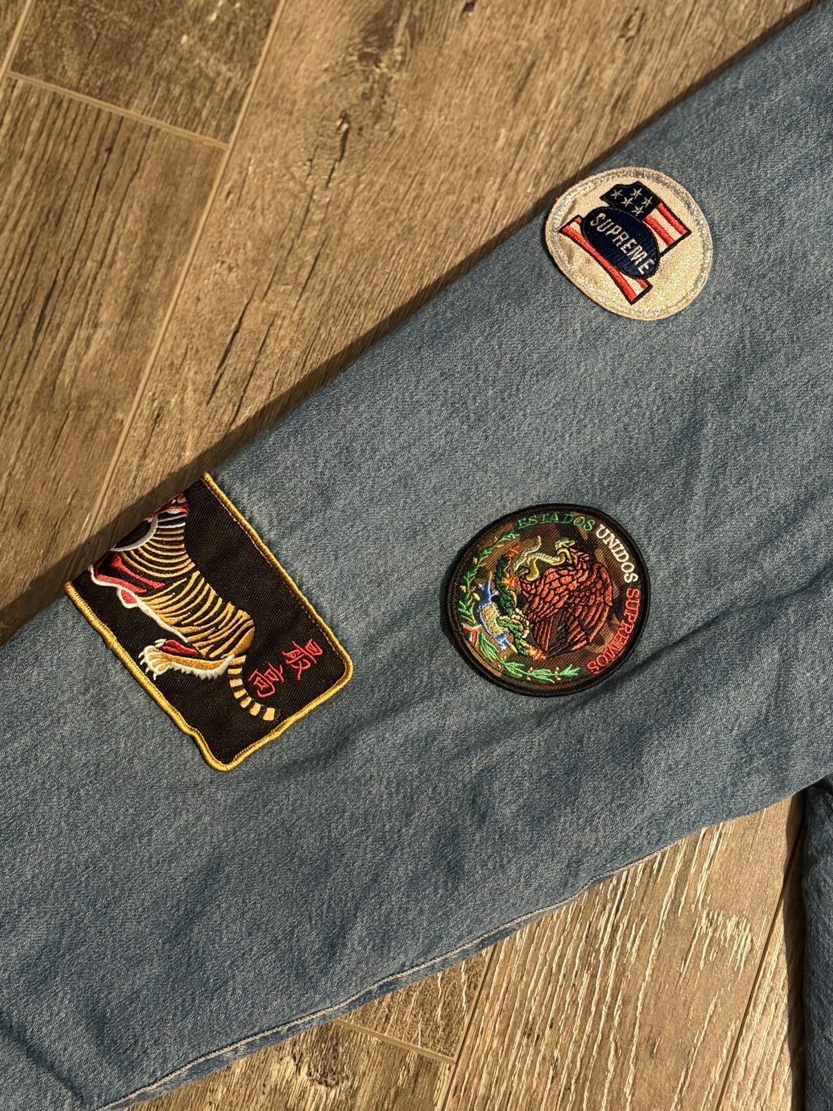 Supreme Supreme Patches Hooded Zip Up Shirt Denim Large‼️Brand New‼️ Size US L / EU 52-54 / 3 - 4 Thumbnail