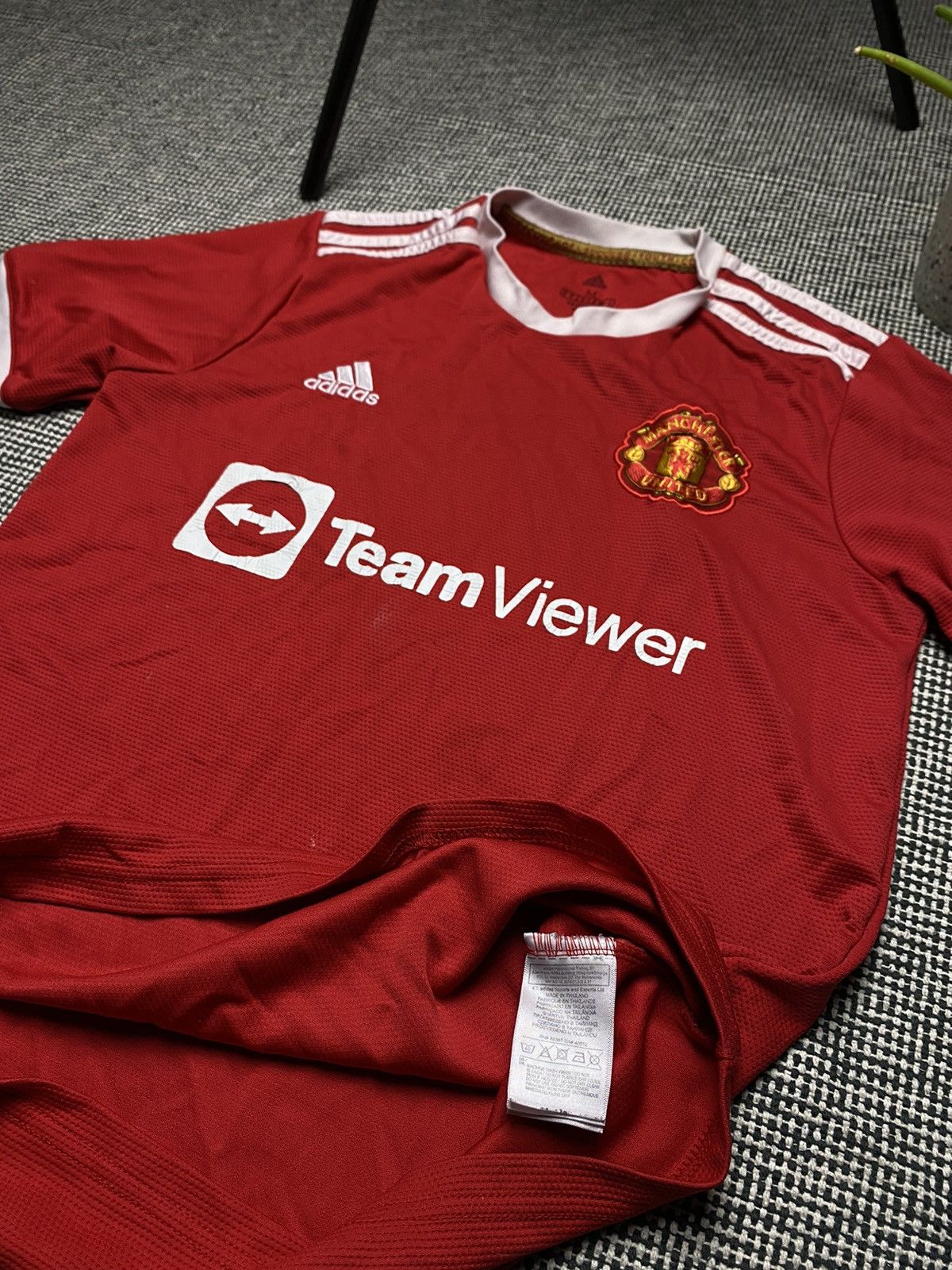 Adidas Manchester United adidas soccer jersey Size US M / EU 48-50 / 2 - 13 Thumbnail