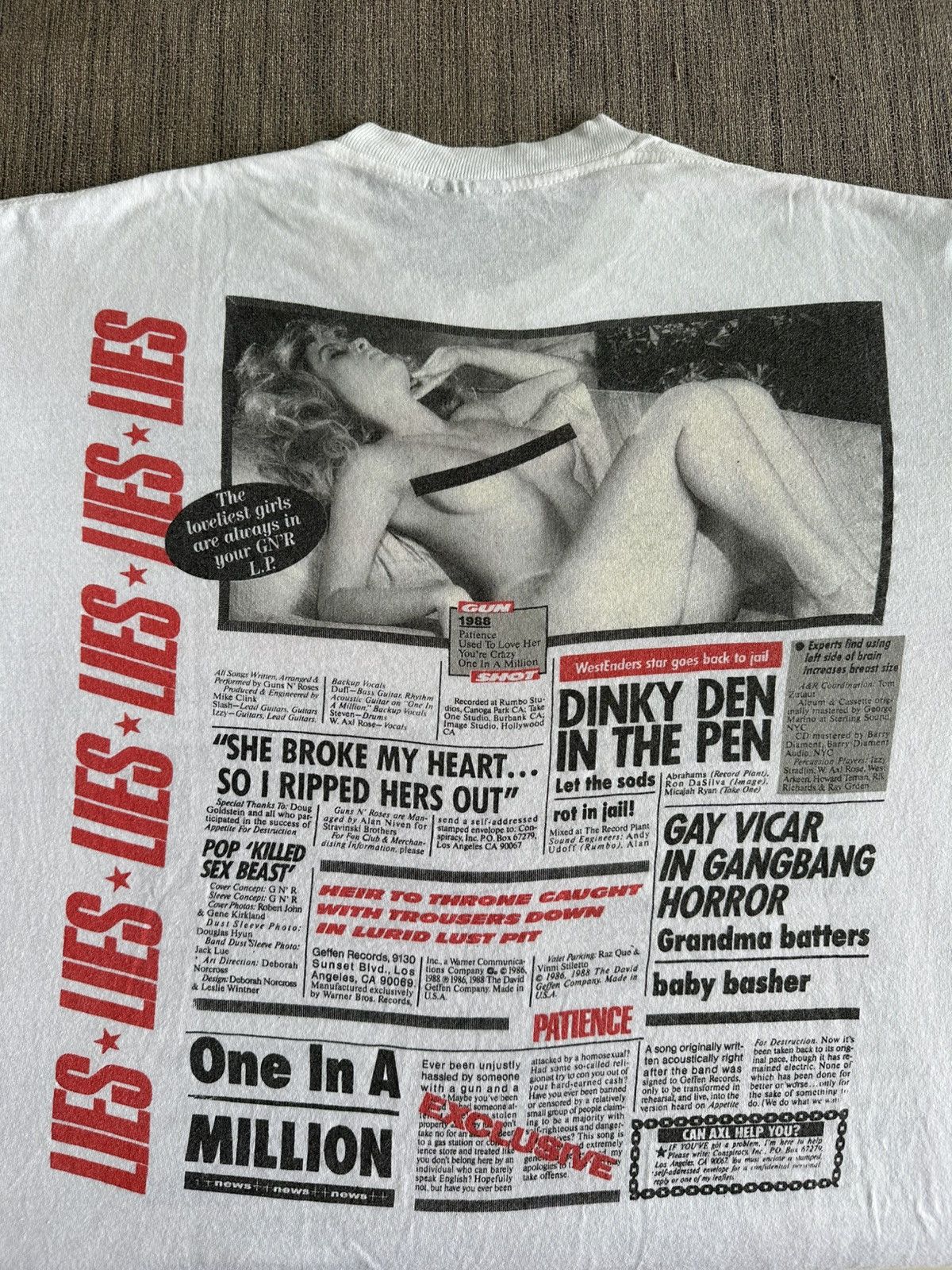 Band Tees Vintage 80’s Guns N’ Roses Lies RARE band rock Tees USA Size US L / EU 52-54 / 3 - 2 Thumbnail