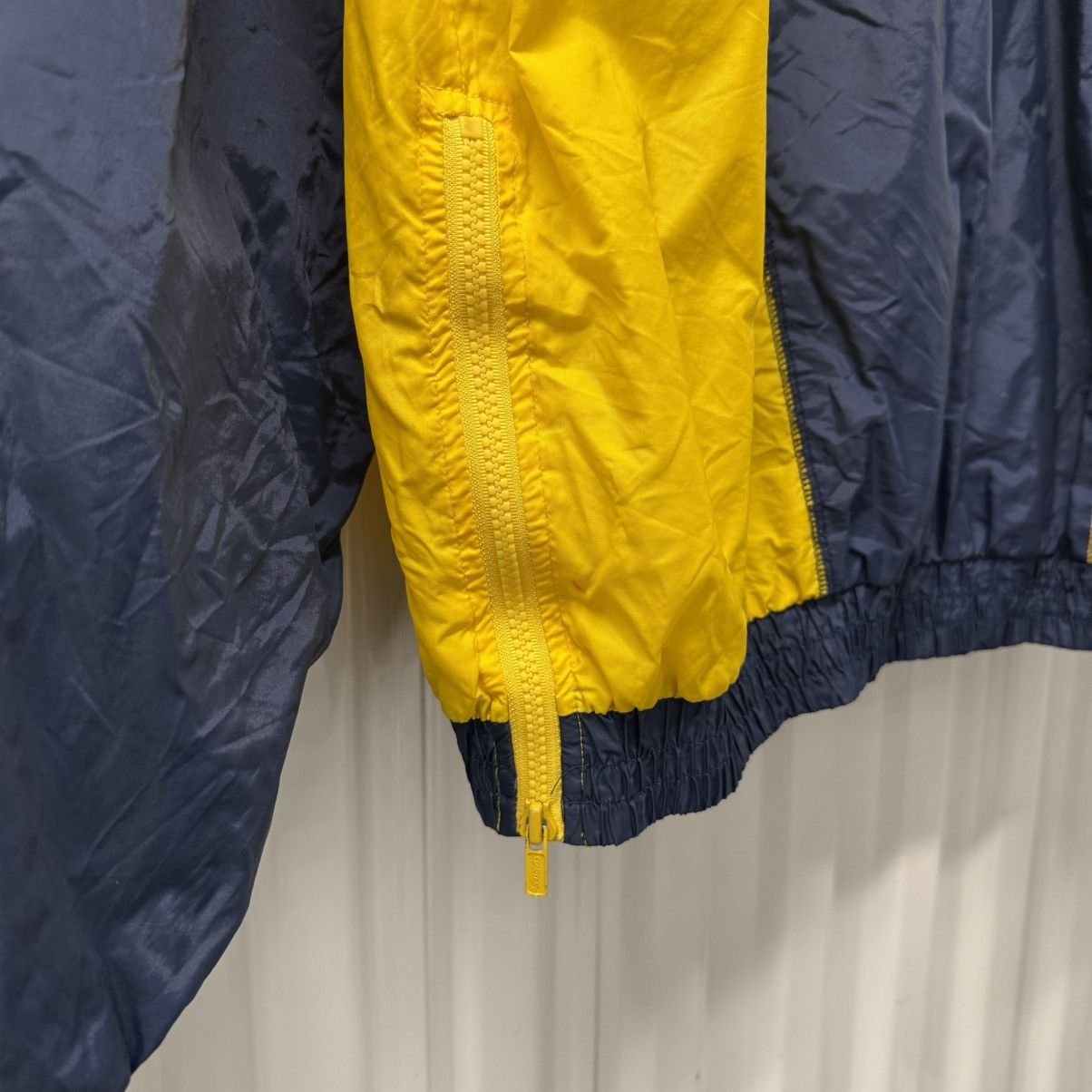 NCAA × Starter × Vintage Vintage 90’s Michigan Wolverine Starter Jacket Size US L / EU 52-54 / 3 - 13 Thumbnail