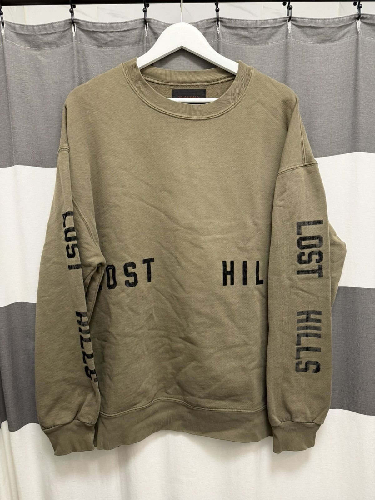 Yeezy Lost Hills | Grailed