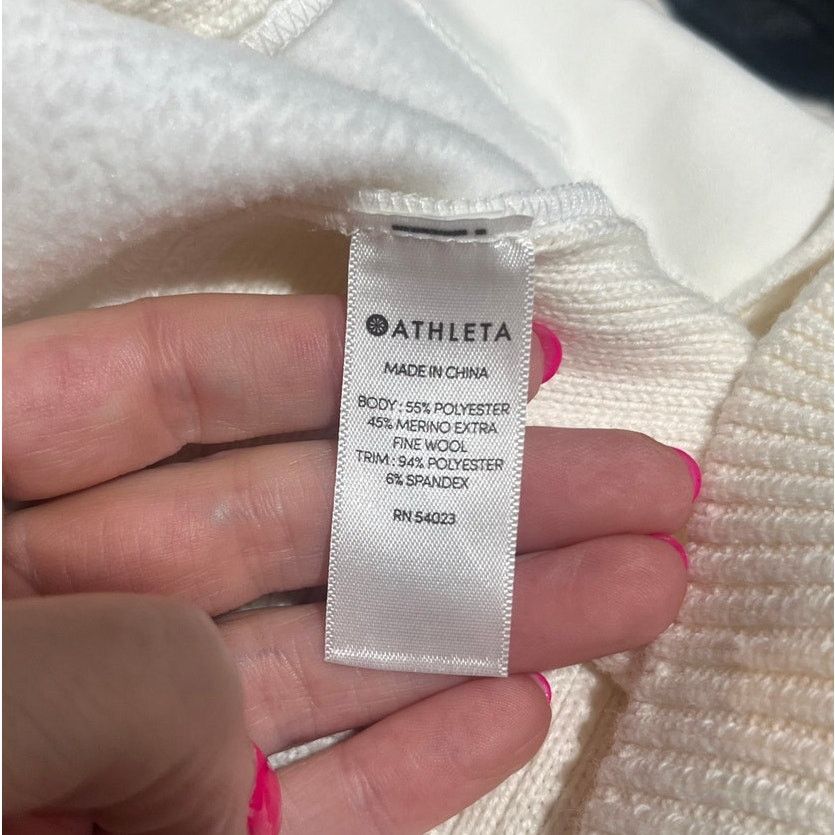 Athleta NWT Athleta Mesa Hybrid T-Neck Cream Merino Wool Blend SZ S Size S / US 4 / IT 40 - 8 Thumbnail