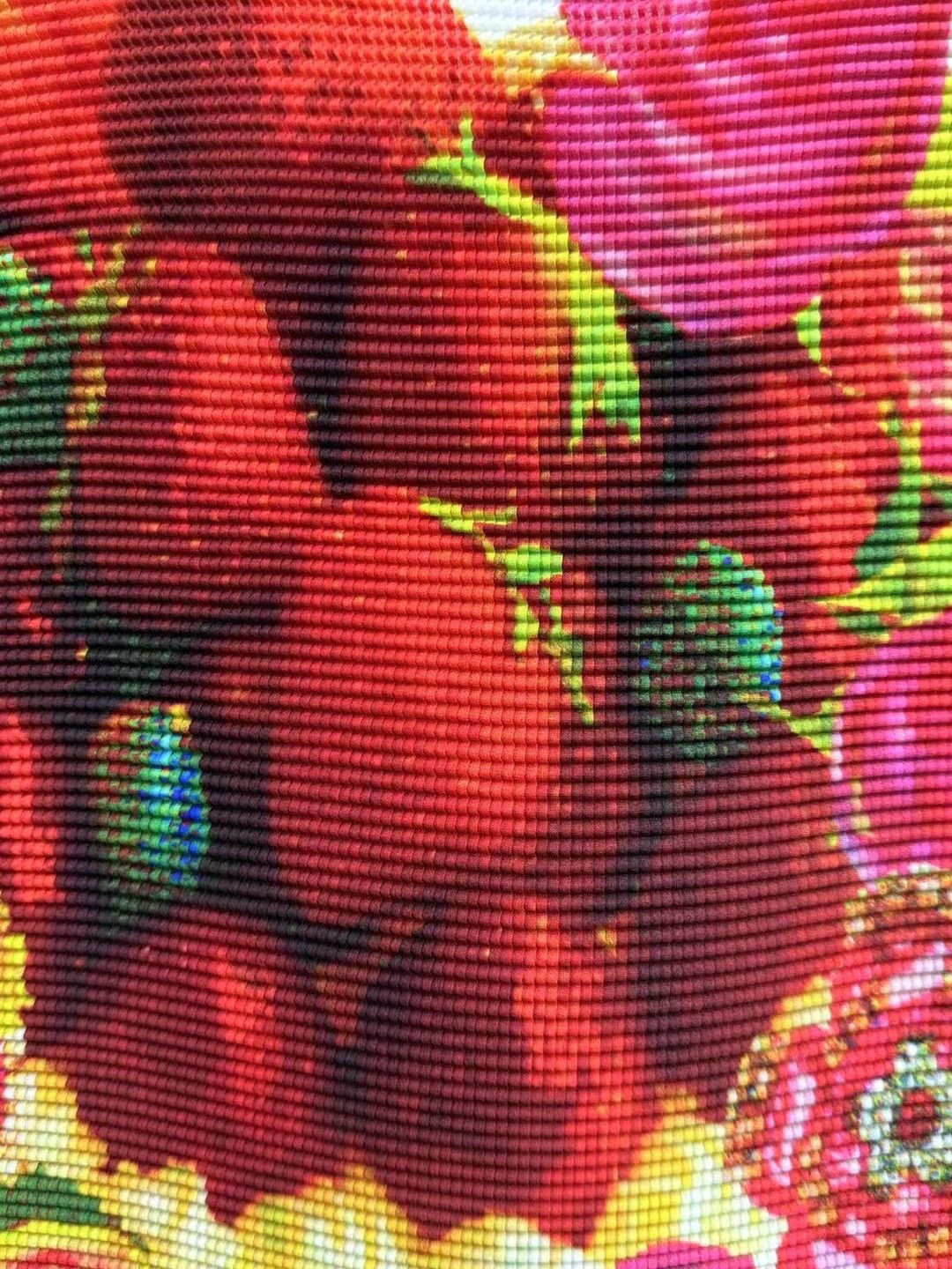 Issey Miyake Strawberry pleated top Size ONE SIZE - 2 Thumbnail