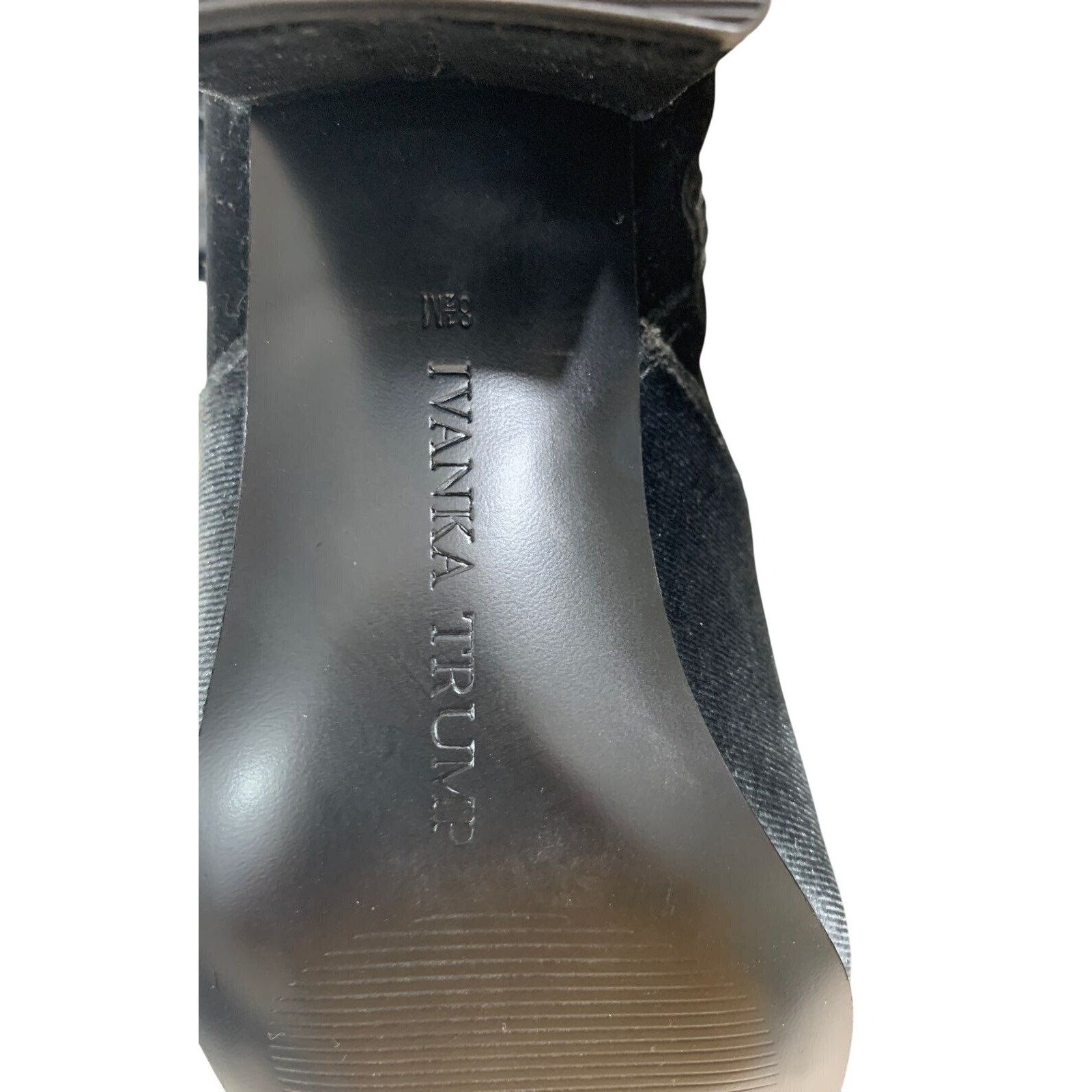 Other Ivanka Trump Velvet Ankle Boots Grey 8.5 2.5” Chunky Heel Si Size US 8.5 / IT 38.5 - 5 Thumbnail