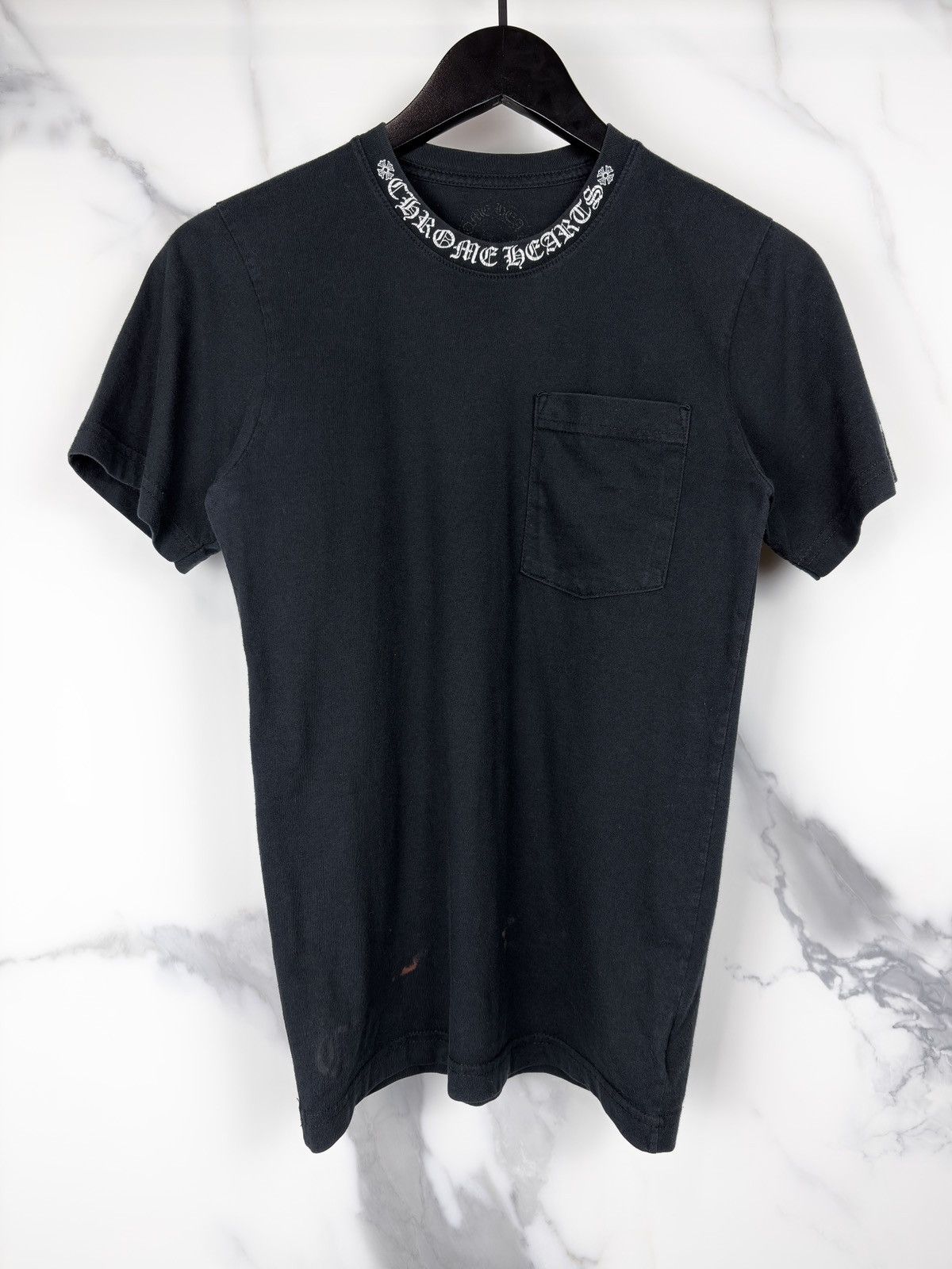 Chrome Hearts Chrome Hearts Neck Logo Scroll Pocket Tshirt Black Size US XS / EU 42 / 0 - 1 Thumbnail