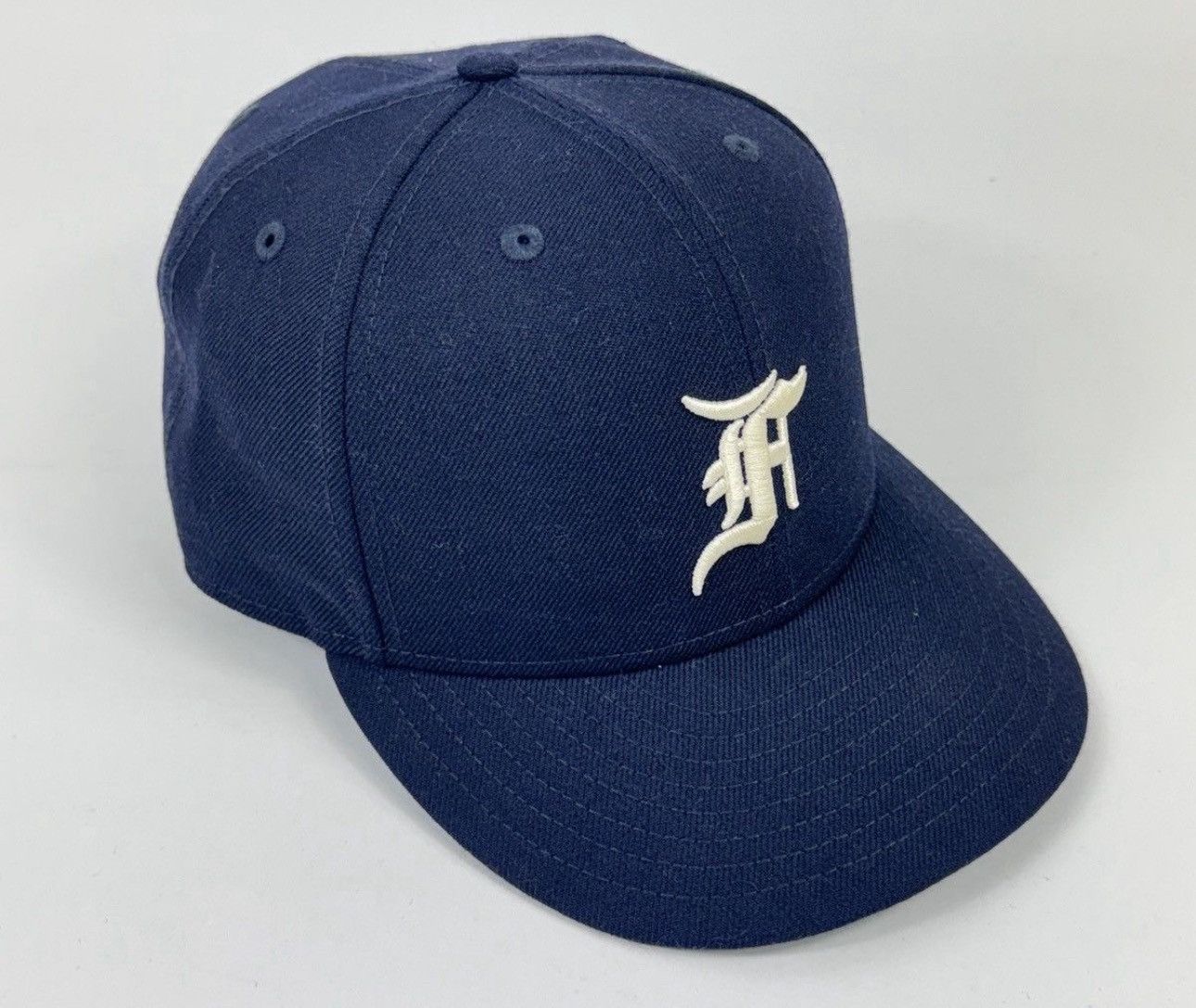 Fear of God × New Era LOGO EMBROIDERED CAP SIZE: 7 5/8 Size ONE SIZE - 3 Thumbnail