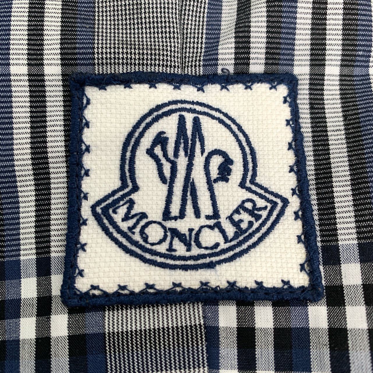 Moncler Moncler Shorts Grey Cotton Shorts (Size 0/XS) Size US 34 / EU 50 - 5 Thumbnail