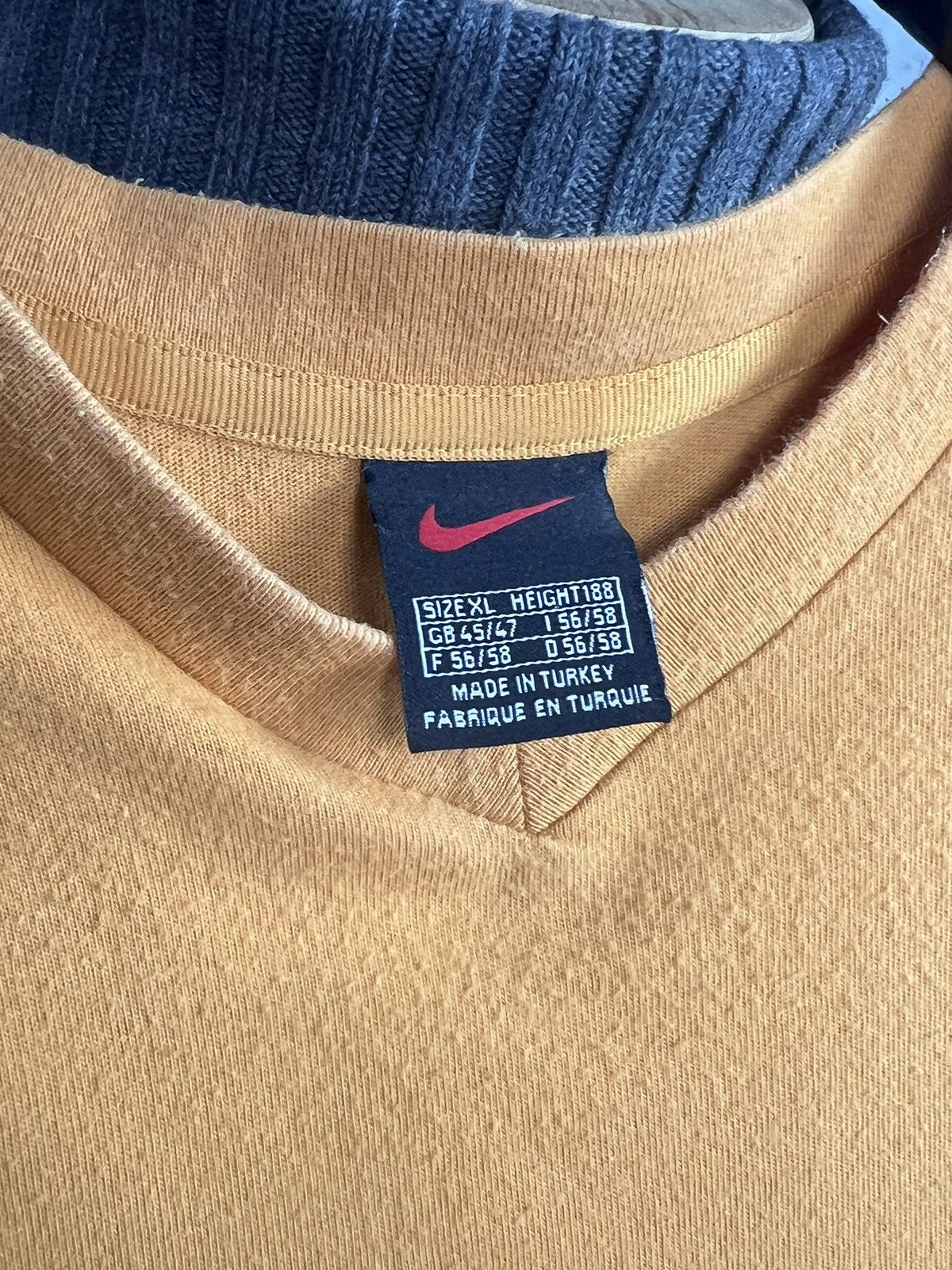 Nike Vintage Nike Gigathlon 2000 Staff Shirt Size XL Size US XL / EU 56 / 4 - 8 Thumbnail