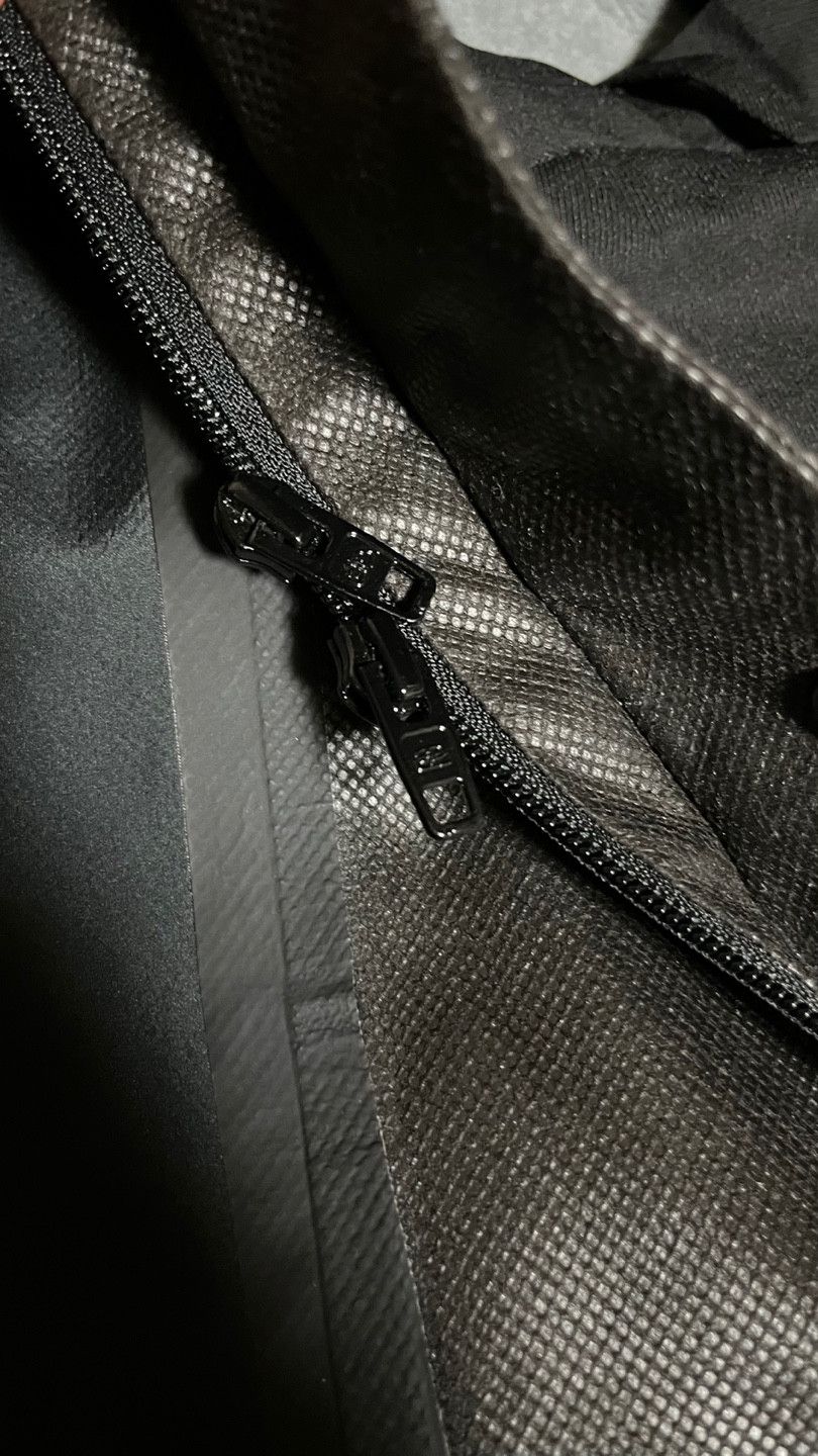 Balenciaga 'BALENCIAGA HOTELS' raincoat long jacket Size US S / EU 44-46 / 1 - 7 Thumbnail