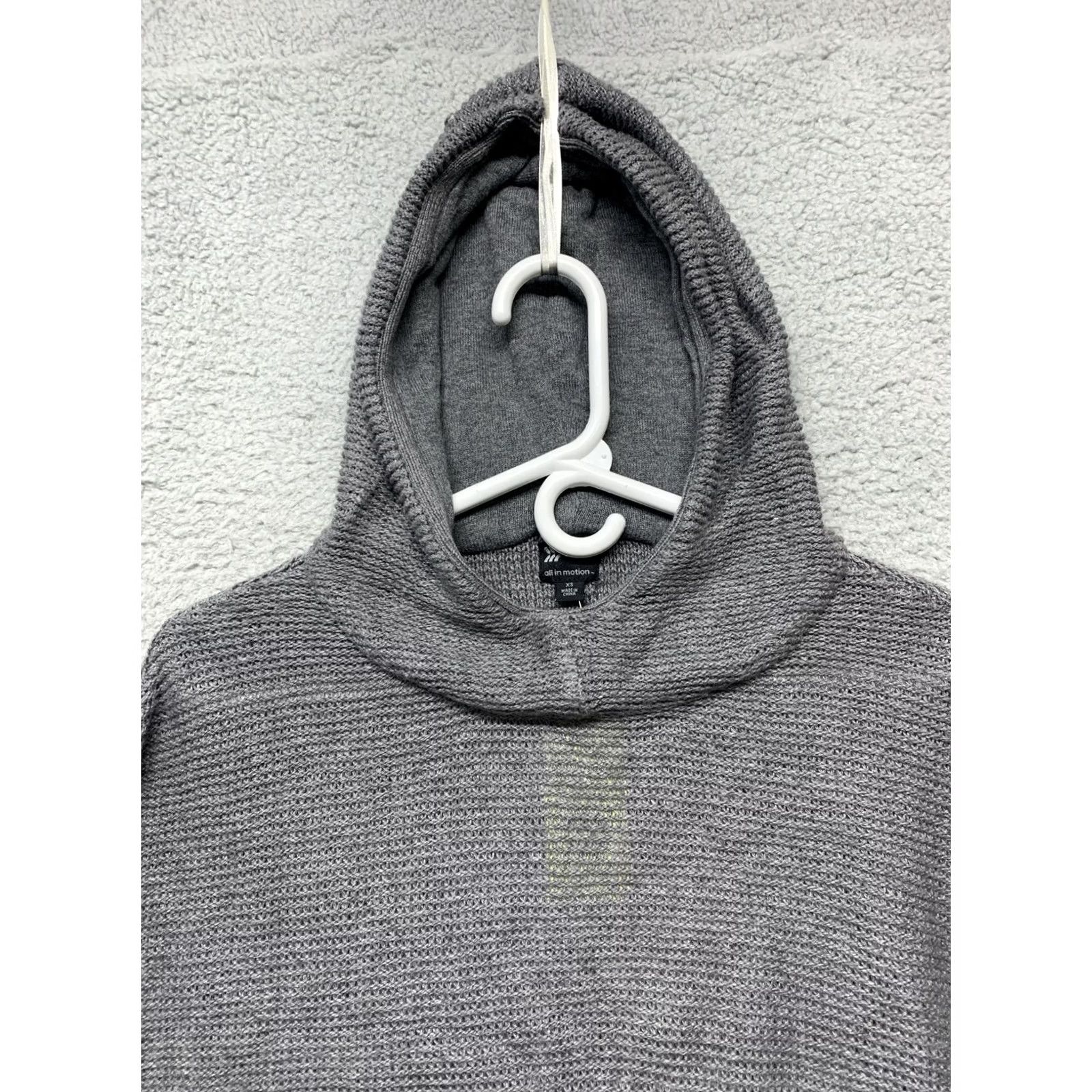 Vintage VINTAGE Women's XS Hooded Pullover Sweater Cropped Long Sleeve Gray 3” Side Slits NEW Size XS / US 0-2 / IT 36-38 - 2 Thumbnail