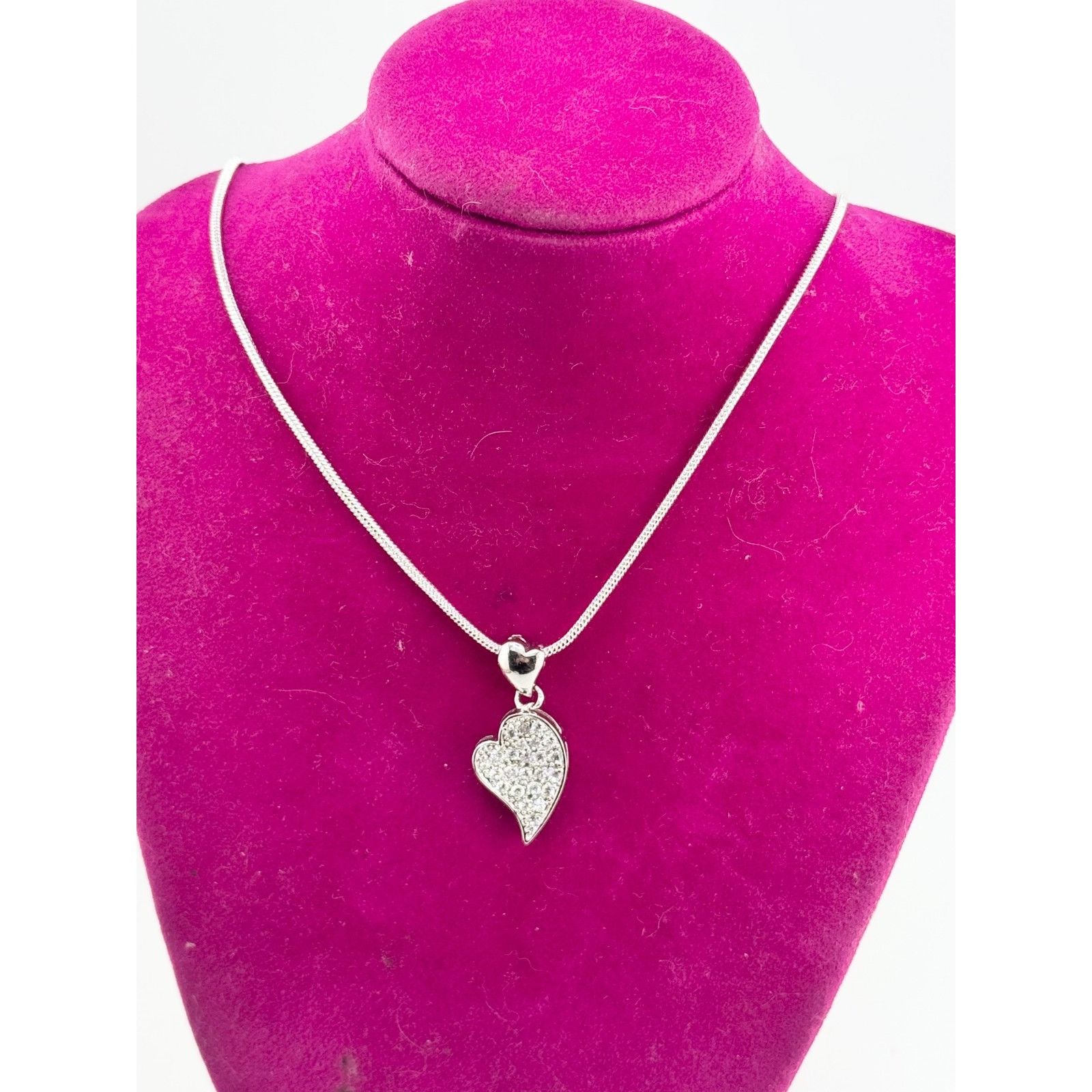 Vintage Vintage 925 sterling silver CZ stone heart necklace Size ONE SIZE - 7 Thumbnail
