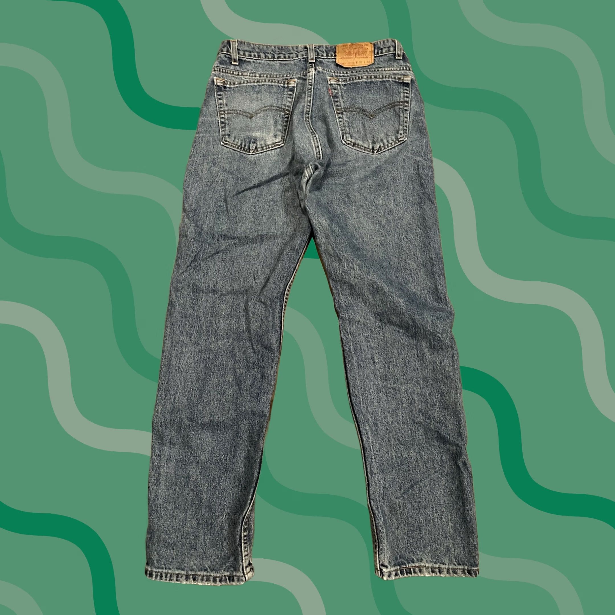 Levi's VTG Levi’s 505 Regular Jeans Straight Leg 34x29 90s Light Wash Denim USA Men Regular Blue Size US 34 / EU 50 - 1 Thumbnail