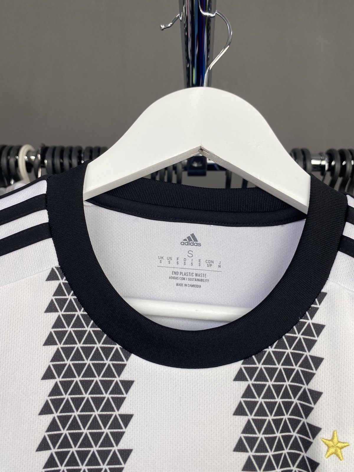 Adidas 2022/23 ADIDAS JUVENTUS HOME SOCCER FOOTBALL JERSEY SHIRT Size US S / EU 44-46 / 1 - 3 Thumbnail