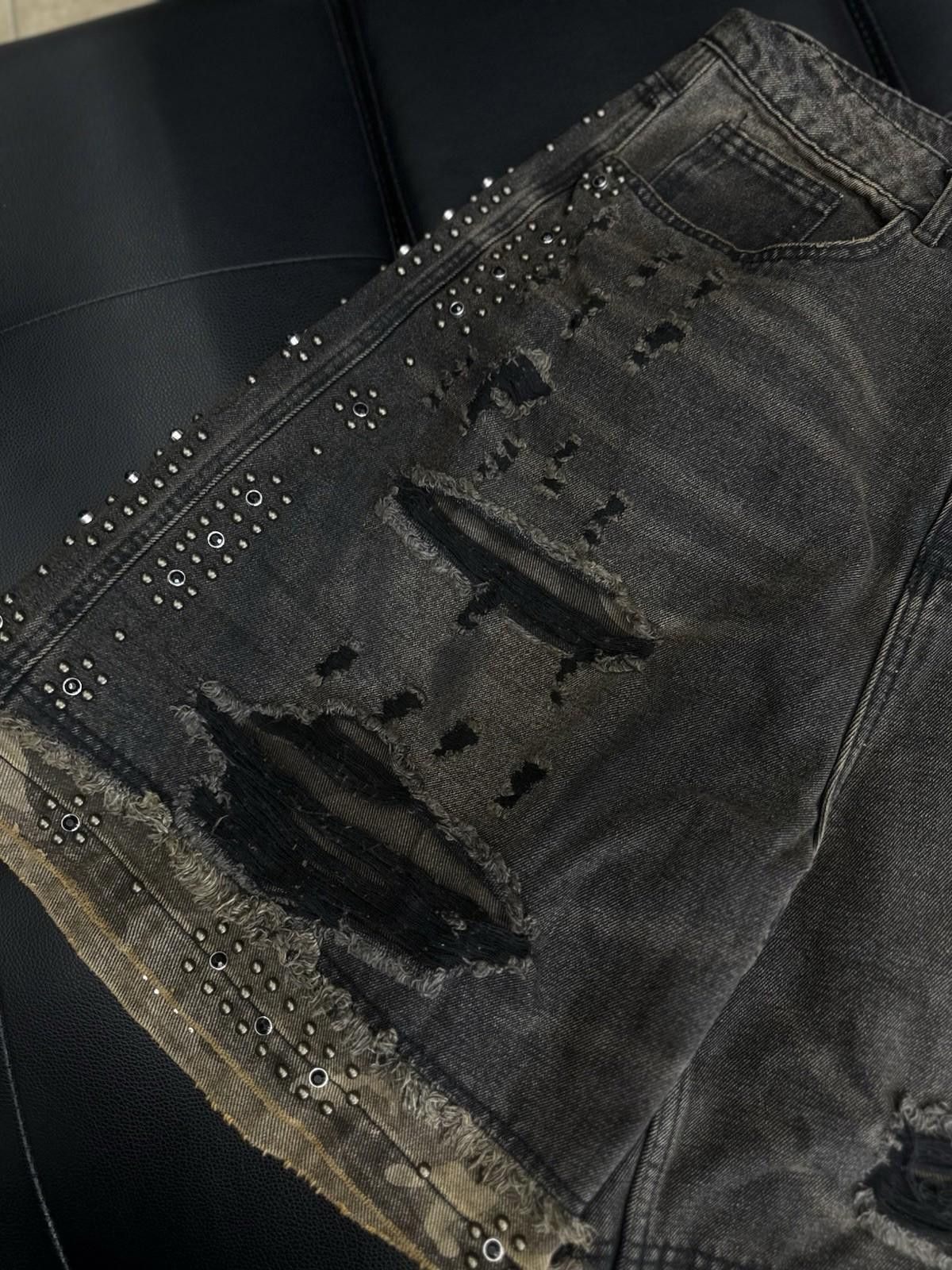 Vale Valley Denim Studded Shorts Size 30 (Brand New) Black/Brown Size US 30 / EU 46 - 7 Thumbnail