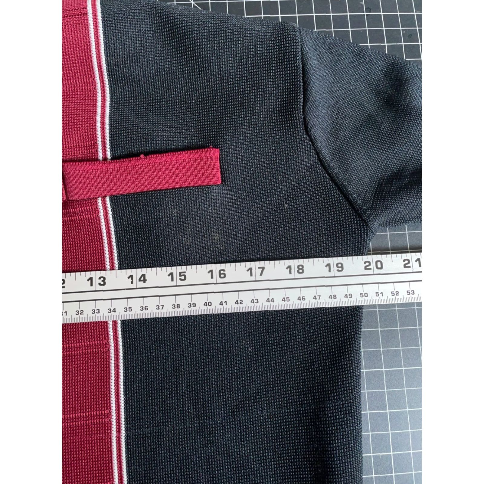 Vintage VINTAGE Gino Barozzi Polo Shirt Mens Small / Medium Black Red Stripe 70s Long Sleeve Polyester Striped Polo Shirt Mens Small Size US S / EU 44-46 / 1 - 6 Thumbnail