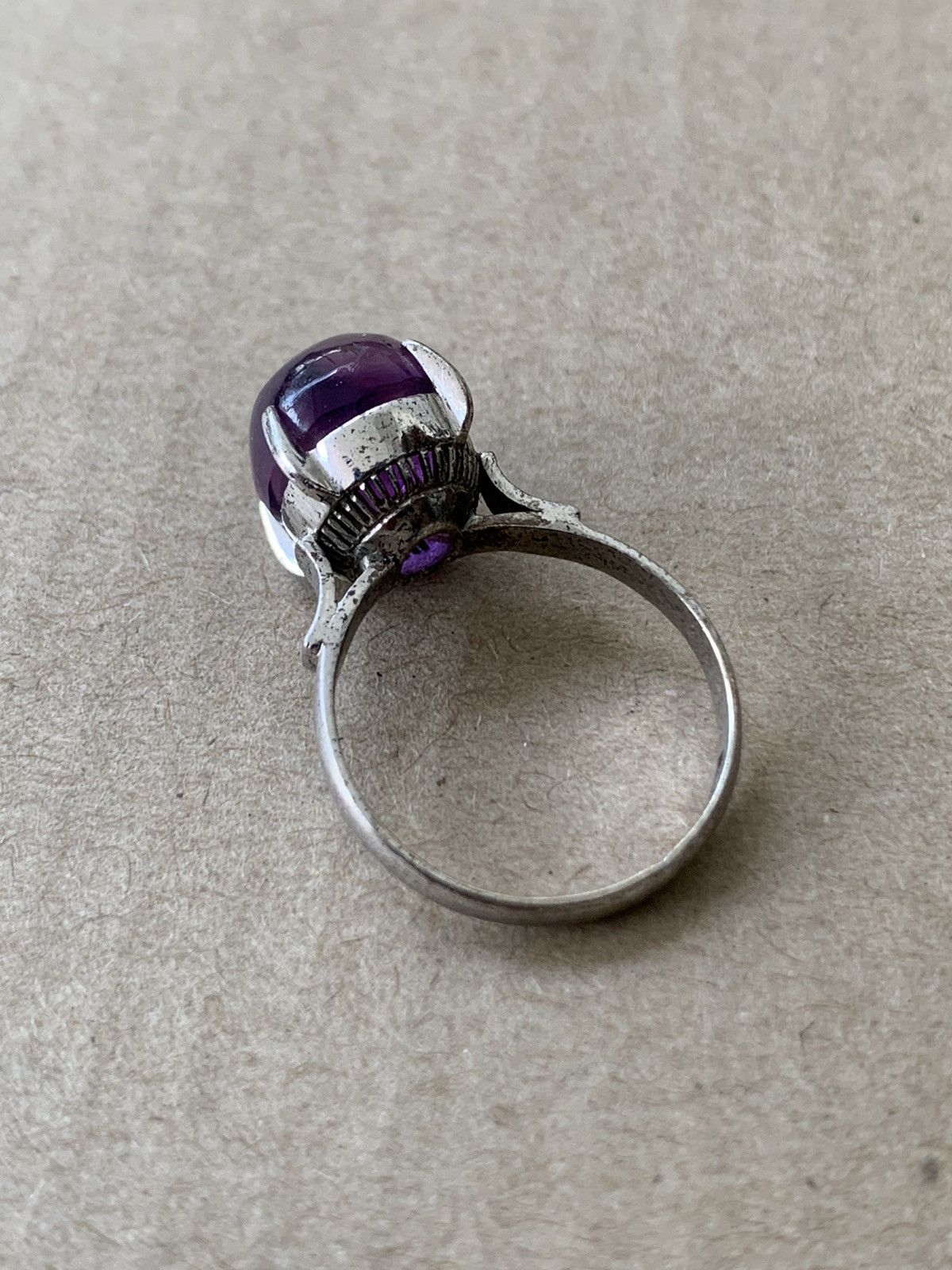 Jewelry VINTAGE AMETHYST WHITE GOLD 18k RING Size ONE SIZE - 6 Thumbnail