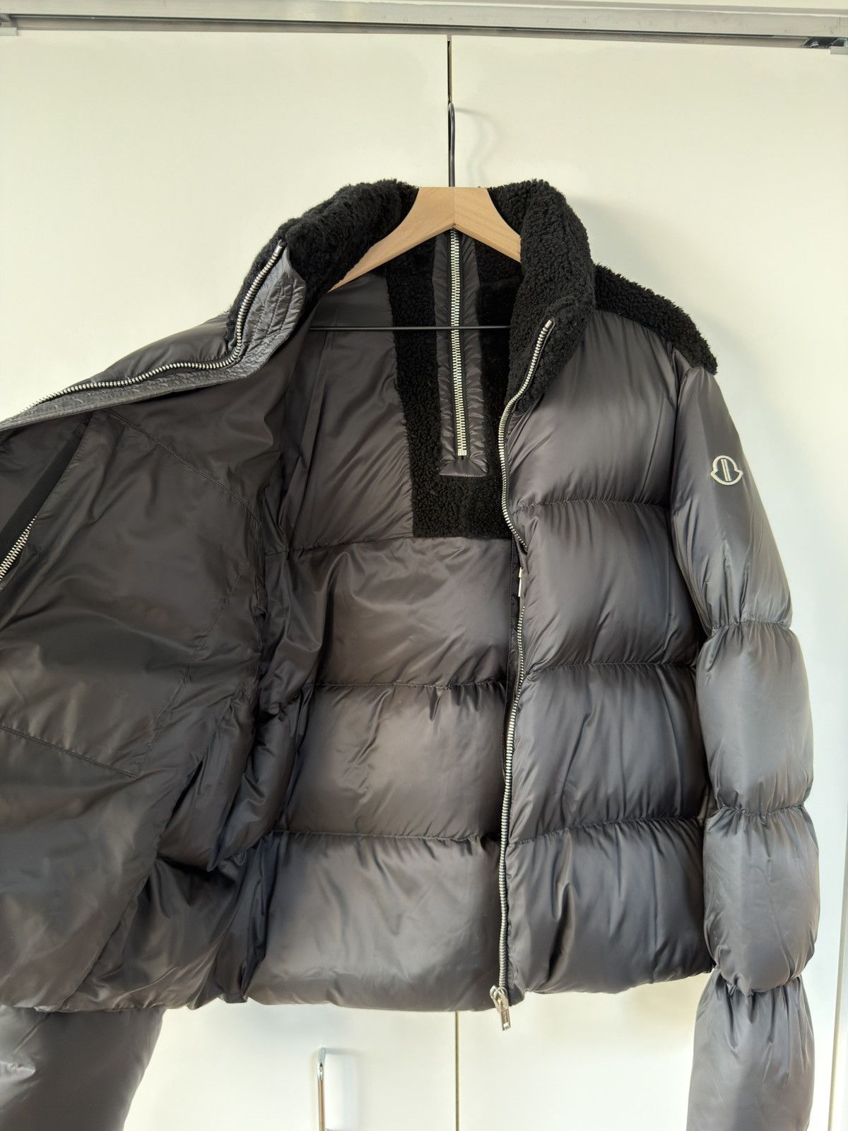 Moncler × Rick Owens Cyclopic Genuine Shearling Trim Down Puffer Jacket Black 4 Size US XL / EU 56 / 4 - 14 Thumbnail