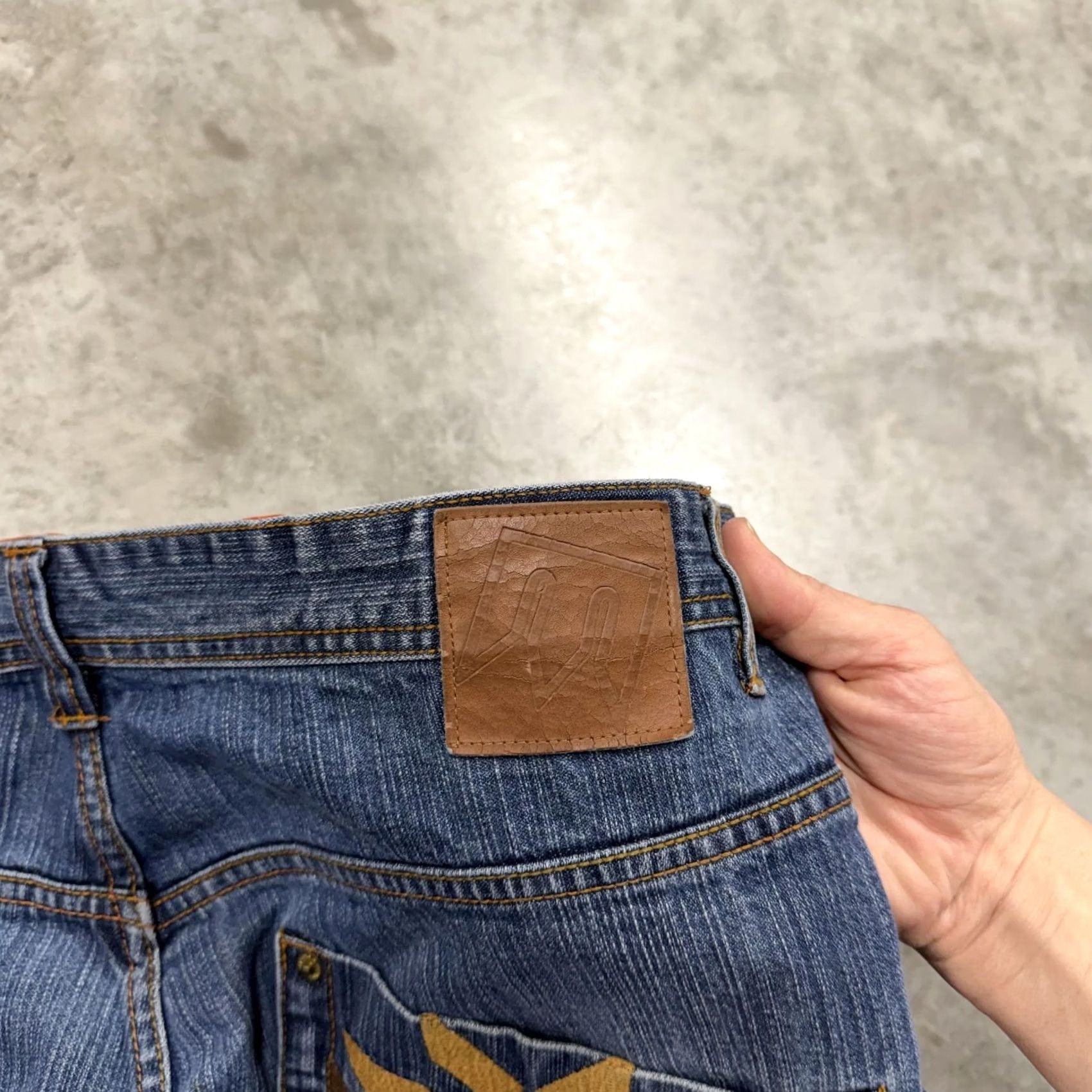 Denime Massive Jeans Mens 38x34 Blue Relaxed Fit Denim Pockets Southwestern Geometric Waist 38 Inseam 34 Classic Straight Vintage? Size US 38 / EU 54 - 3 Thumbnail