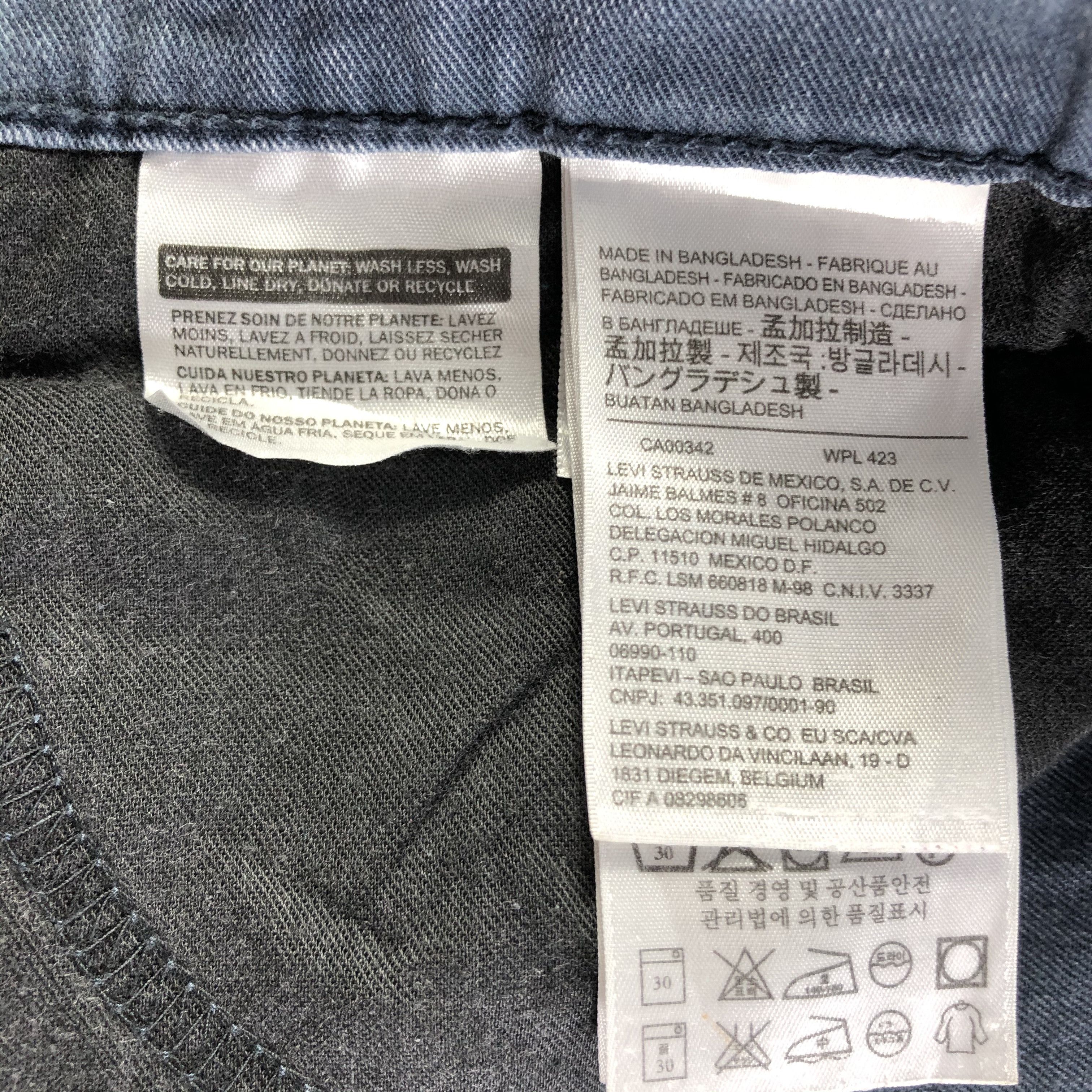 Levi's Vintage Levis 511 Jeans-J3707 Size US 35 - 10 Thumbnail