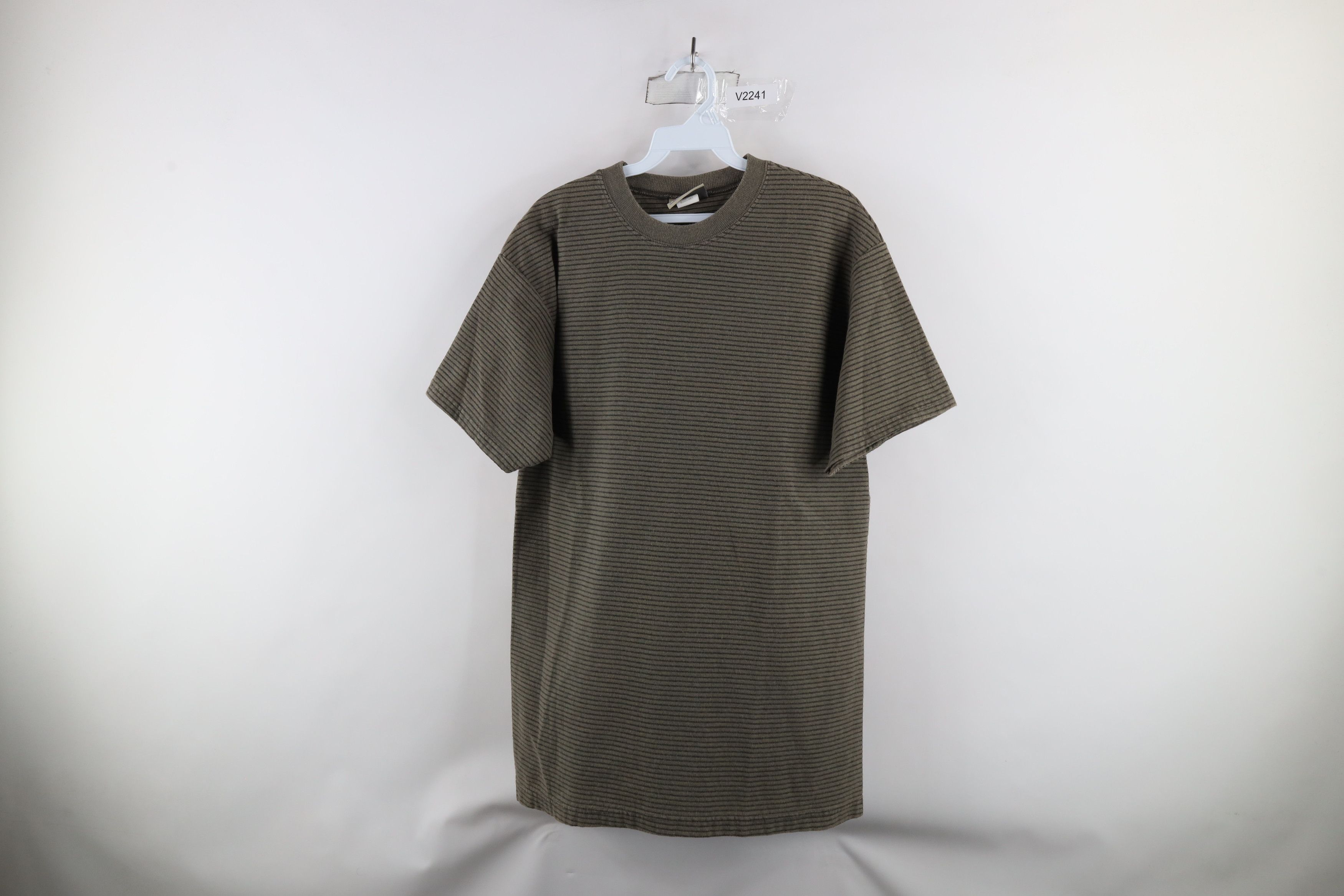 Vintage Vintage 90s Streetwear Short Sleeve T-Shirt Cotton USA Size US L / EU 52-54 / 3 - 1 Thumbnail