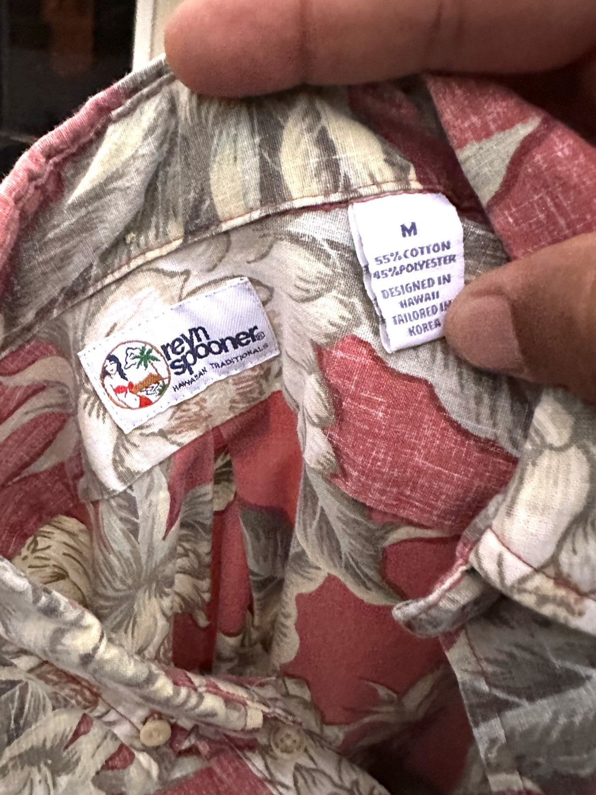 Reyn Spooner PreOwned Reyn Spooner Red Hawaiian Print 3/4 Button Men's M Size US M / EU 48-50 / 2 - 4 Thumbnail