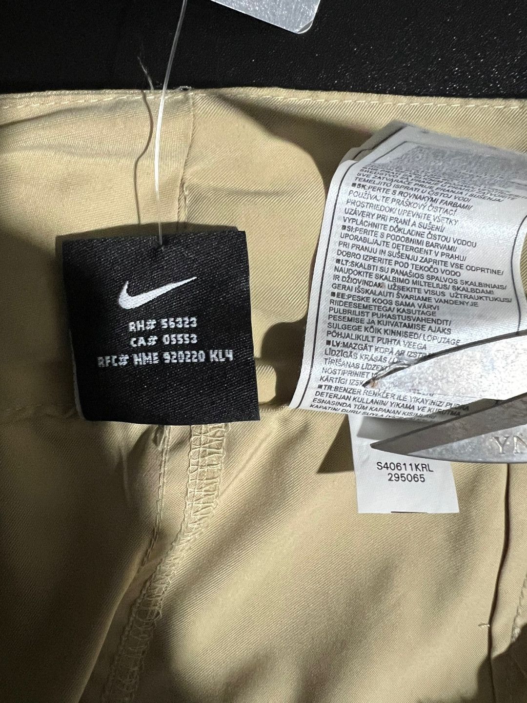 Nike ACG (SOLD OUT)Nike ACG Convertible Skirt Size 28" / US 6 / IT 42 - 10 Thumbnail
