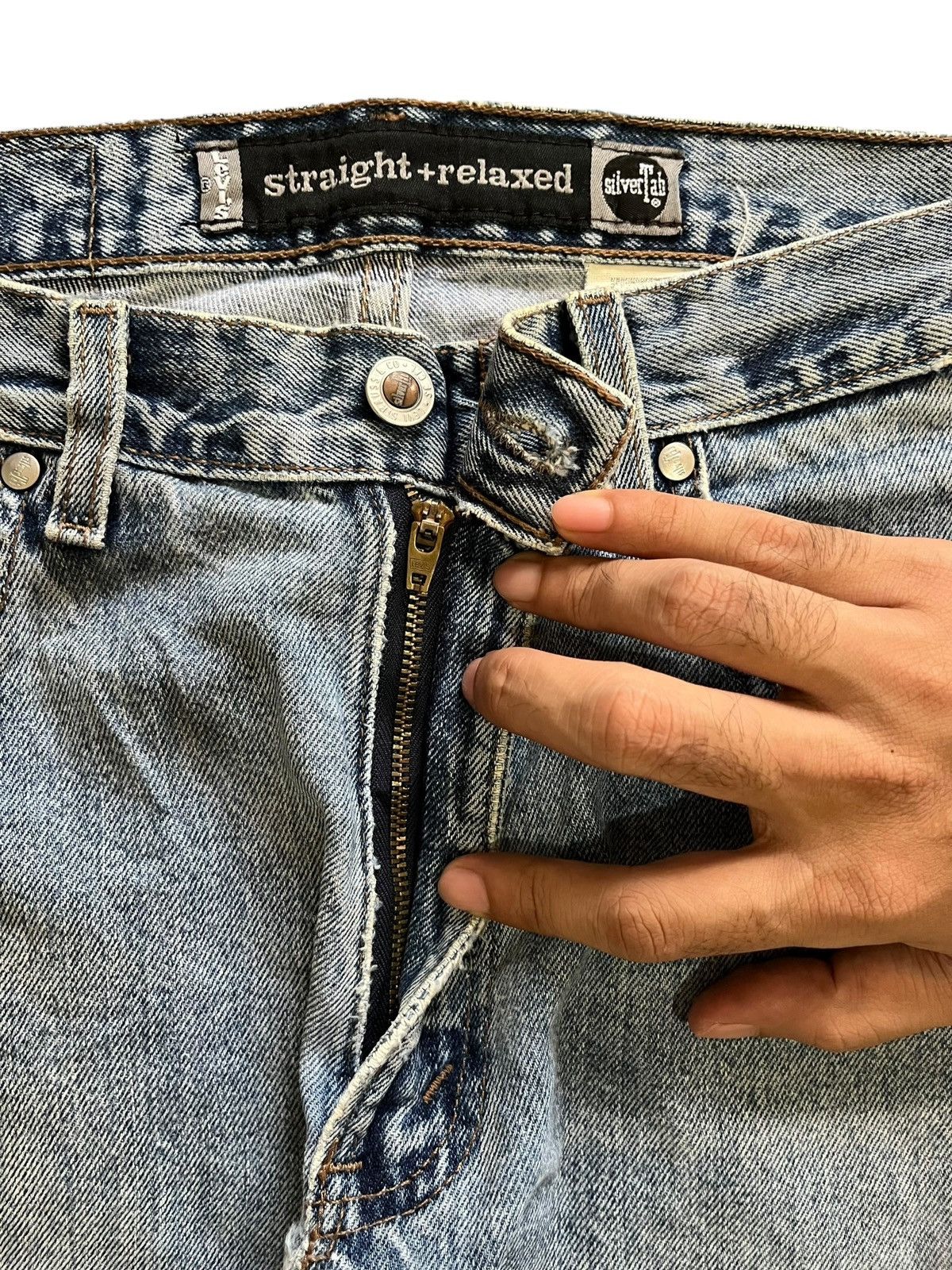 Levi's Vintage 80s Levis Silver Tab Blue Wash Distress Baggy Jeans Size US 31 - 3 Thumbnail