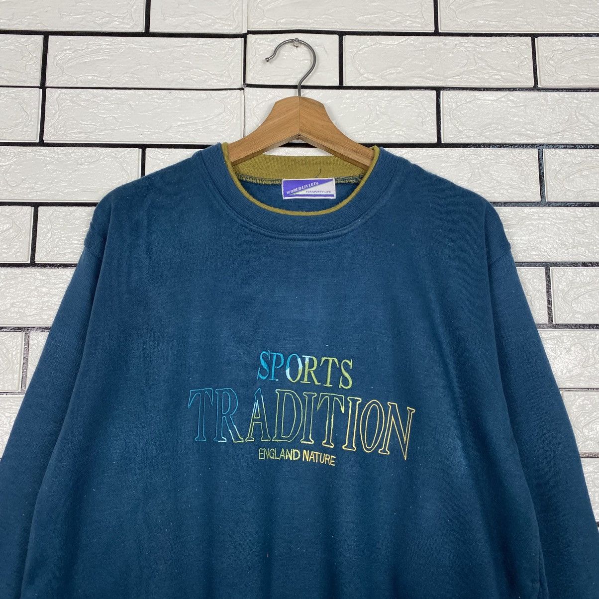 Japanese Brand 📌Vintage Sweatshirt Sports Tradition England Nature Logo Size US M / EU 48-50 / 2 - 4 Thumbnail