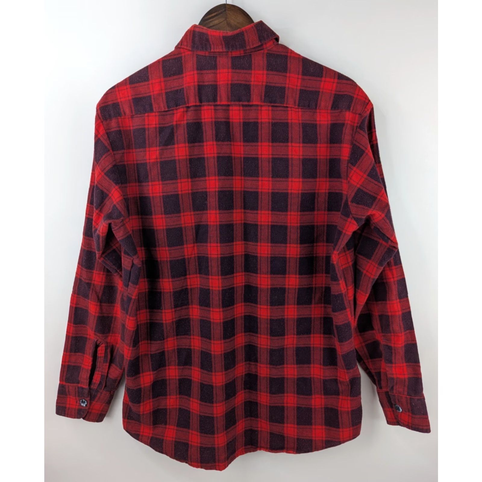 Sears VINTAGE Fieldmaster Shirt Mens M Red Plaid Flannel 70s Easy Care Lined Pattern Cotton Polyester Button-Up Size US M / EU 48-50 / 2 - 6 Thumbnail