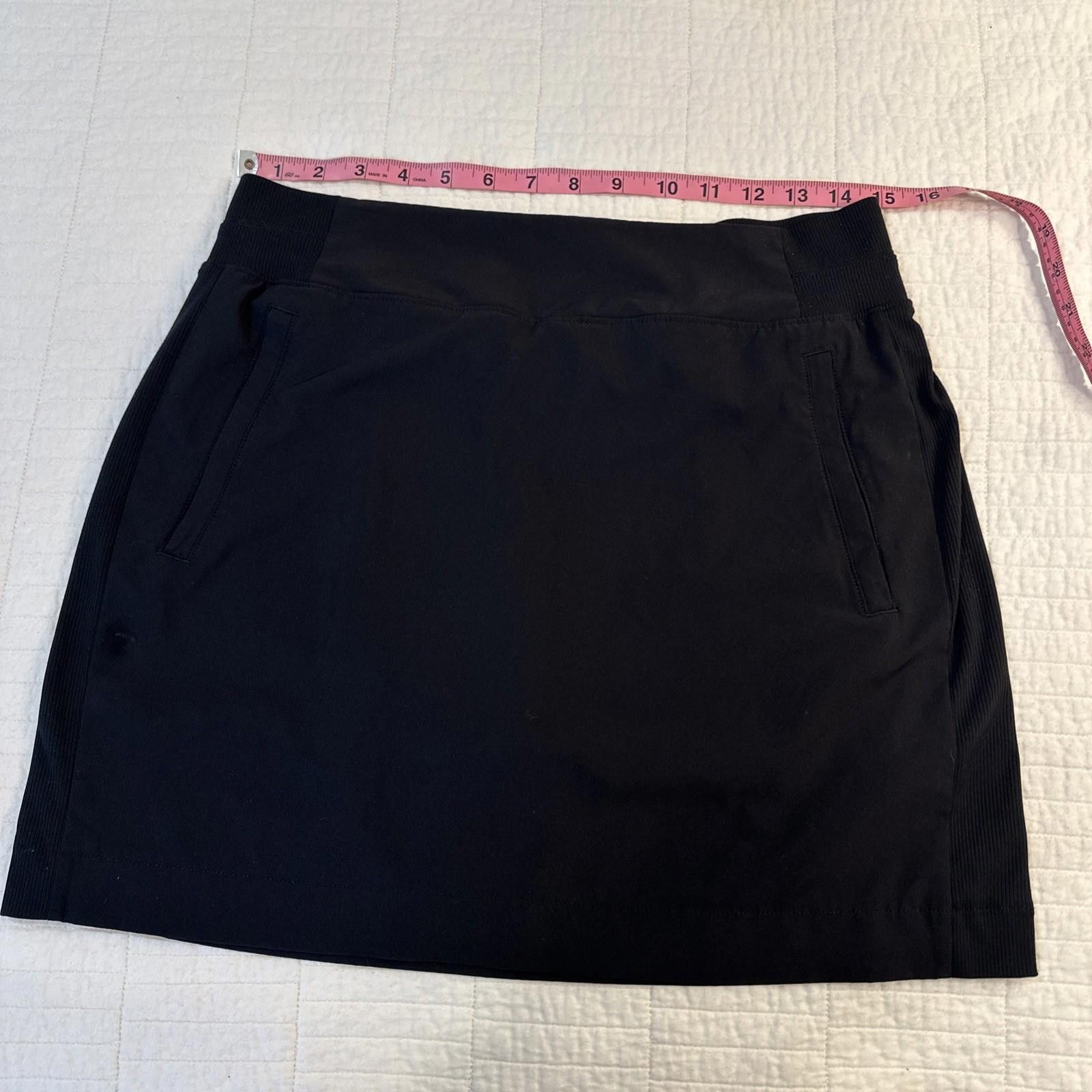 The Unbranded Brand Black medium Active skirt Skort Sweat Wicking Quick Dry Size 32" / US 10 / IT 46 - 4 Thumbnail