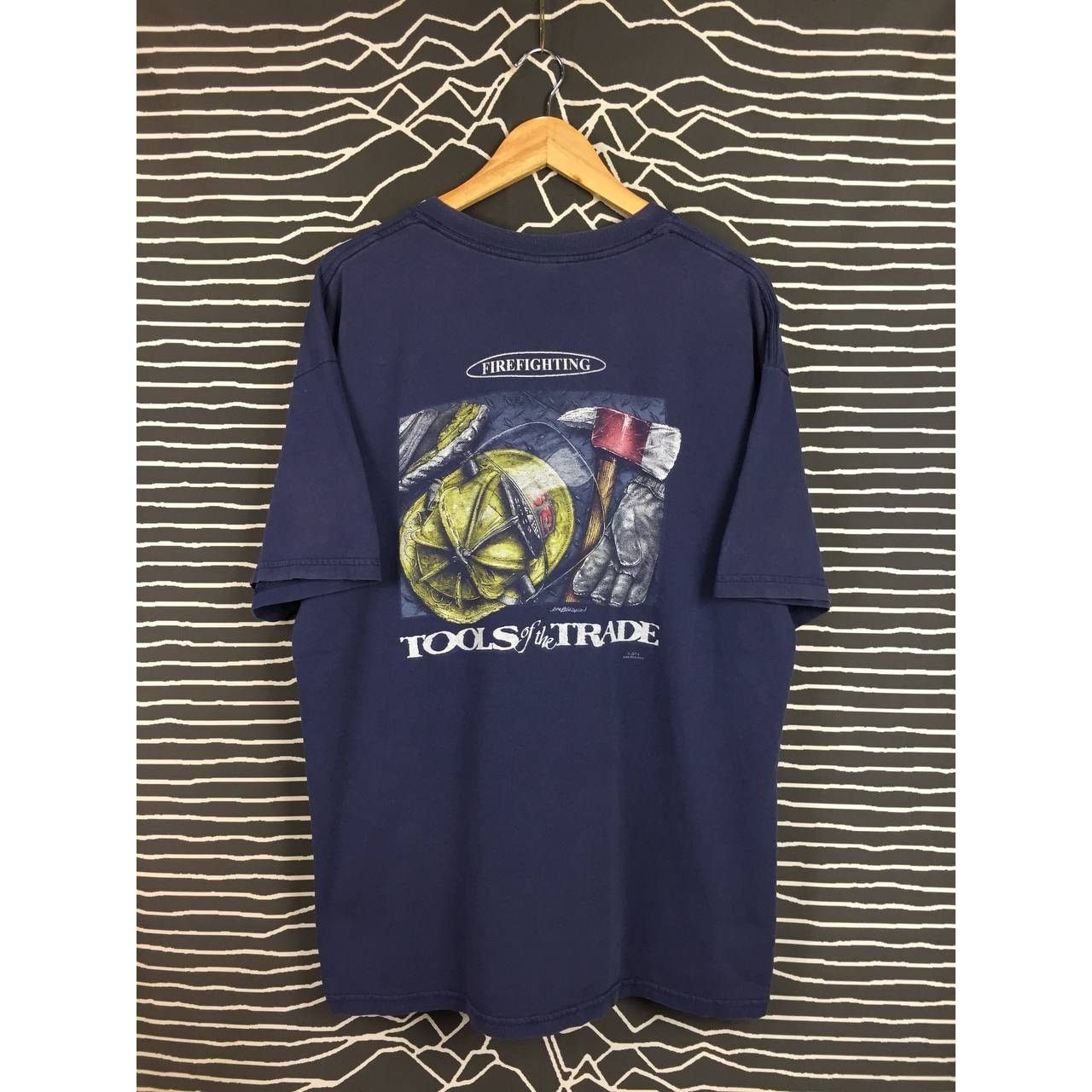 Gildan × Vintage Vtg Y2K Firefighting Tools Of The Trade Firefighter Tee Size US XL / EU 56 / 4 - 1 Thumbnail