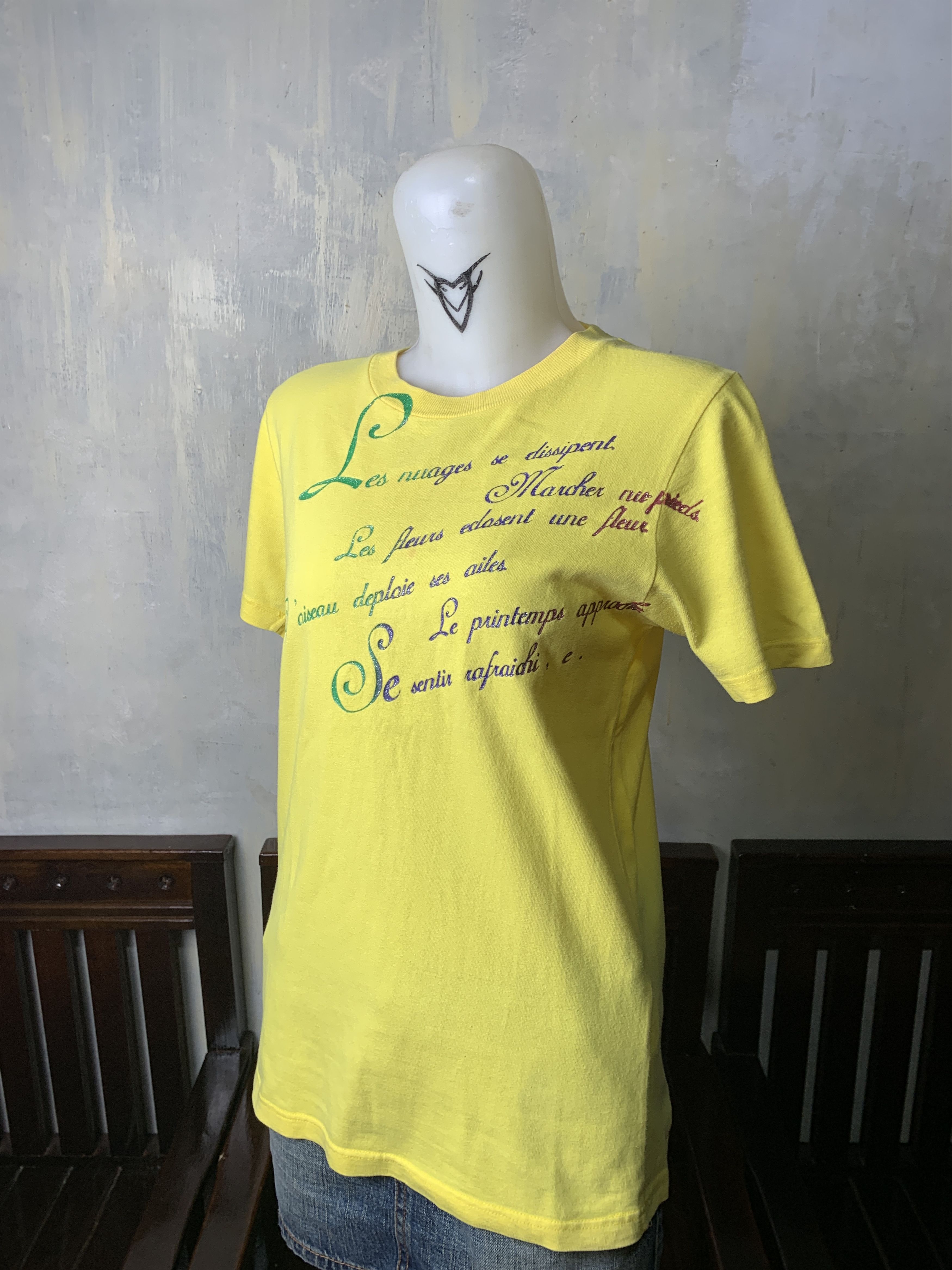 Takeo Kikuchi 2000s Takeo Kikuchi Yellow Poem Tee (M) Size M / US 6-8 / IT 42-44 - 2 Thumbnail