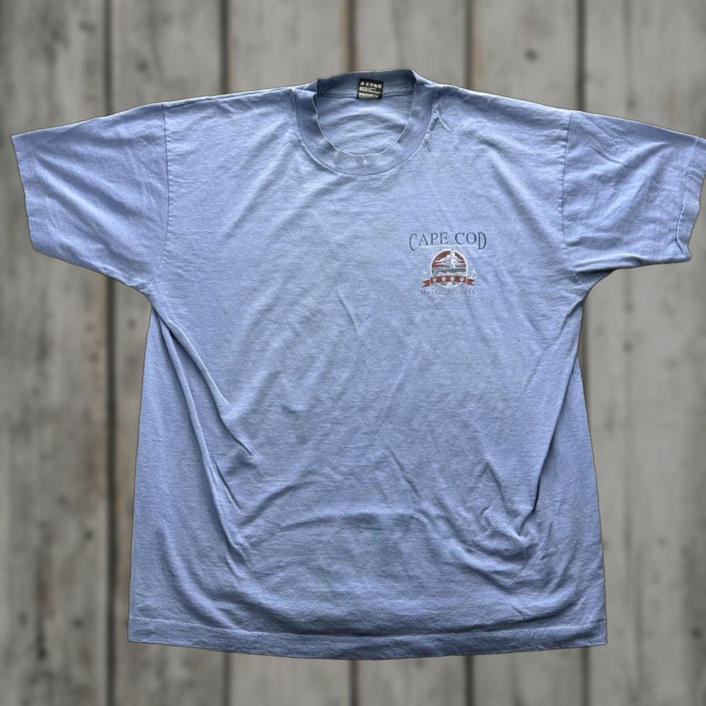 Fruit Of The Loom VINTAGE Cape Cod Shirt Mens XL Blue Massachusetts Souvenir 90s Fruit Loom Crew Neck Short Sleeve Graphic Print T-Shirt Mens Size US XL / EU 56 / 4 - 1 Thumbnail