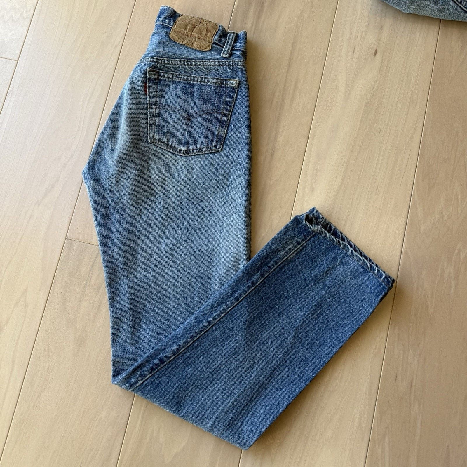Levi's × Vintage Vintage Levis 501 Jeans 28 Blue 80s Medium Wash Made USA Size US 28 / EU 44 - 10 Thumbnail