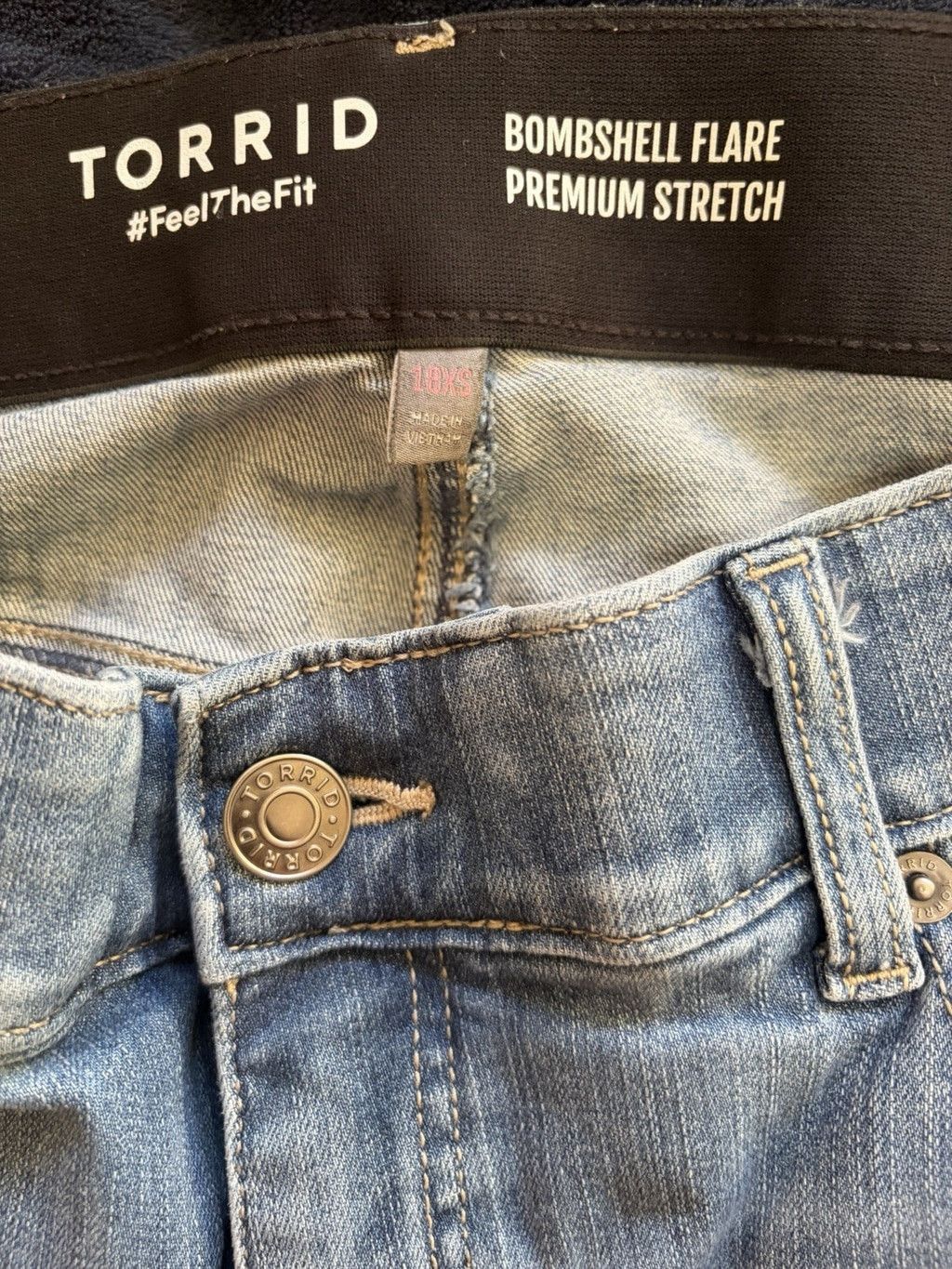 Torrid Torrid Bombshell Flare Jeans - 18XS Size 40" / US 18 - 7 Thumbnail