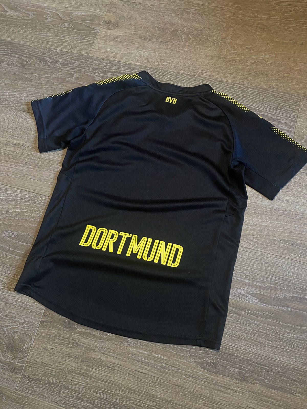 Puma × Vintage Vintage Borussia Dortmund 2017/2018 Away KIDS Size L Size US L / EU 52-54 / 3 - 14 Thumbnail