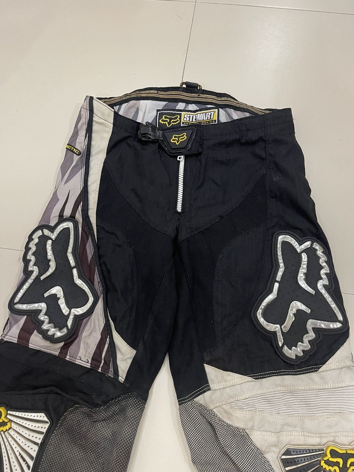 Fox Racing × Vintage VINTAGE FOX RACING COLLECTION BLACK WHITE SCRAMBLER Size US 32 / EU 48 - 3 Thumbnail